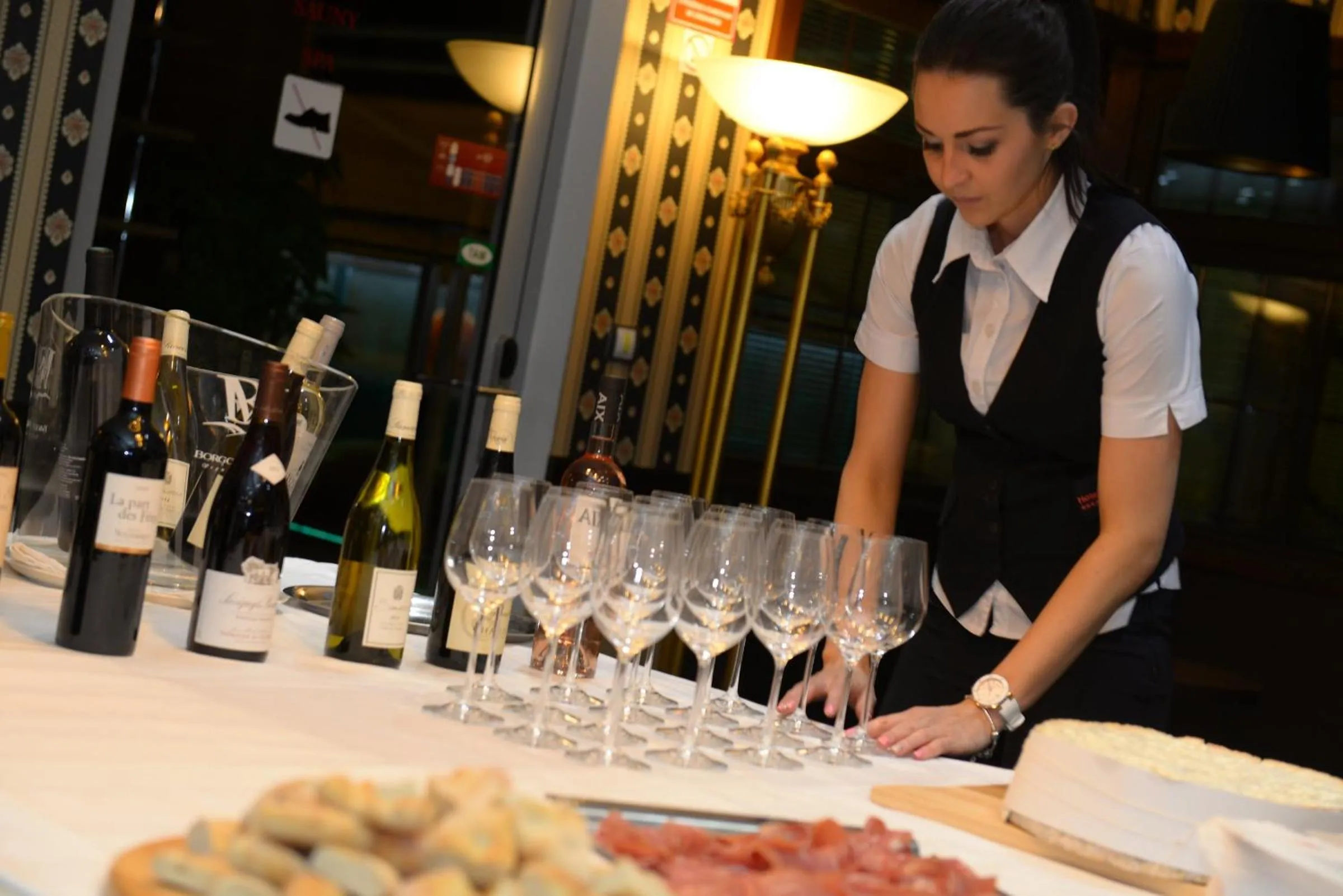 Lounge or bar in Hotel Berg