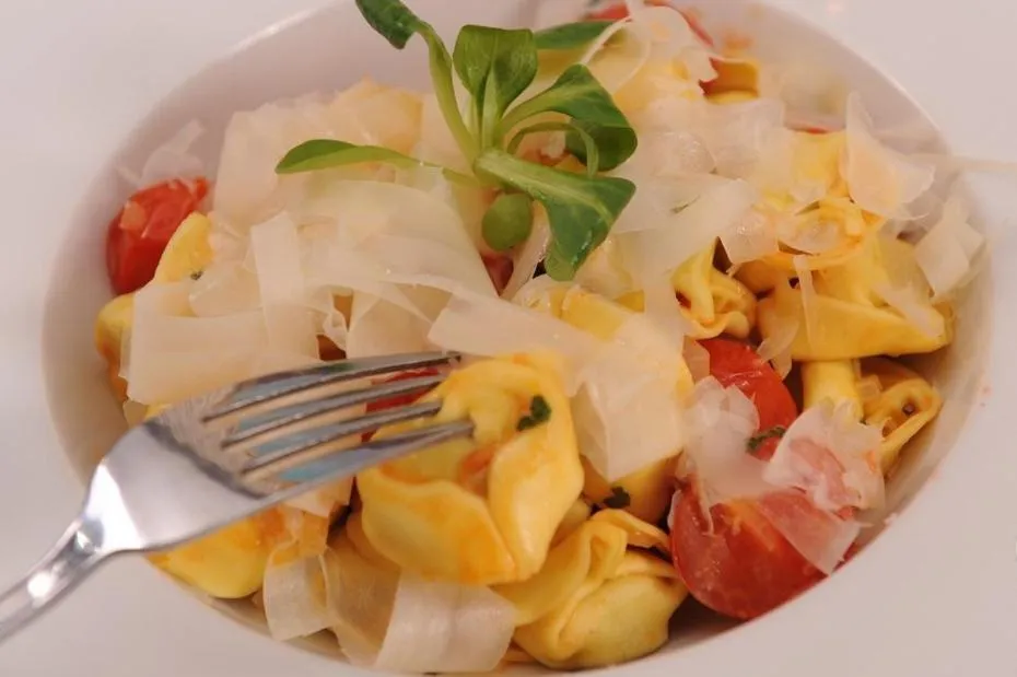 Restaurant/places to eat in Hotel Berg