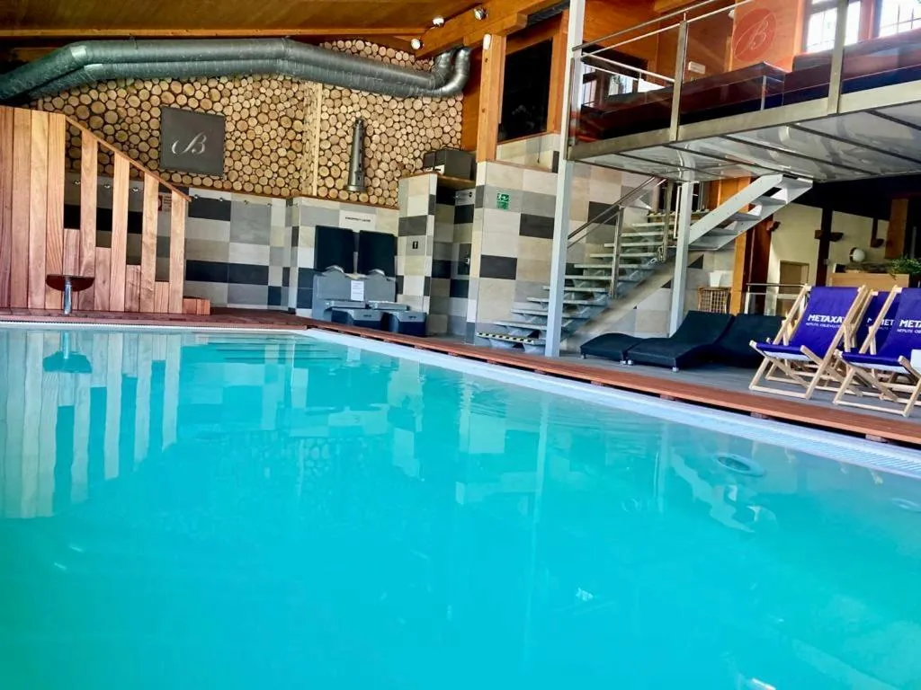 Pool view in Hotel Berg