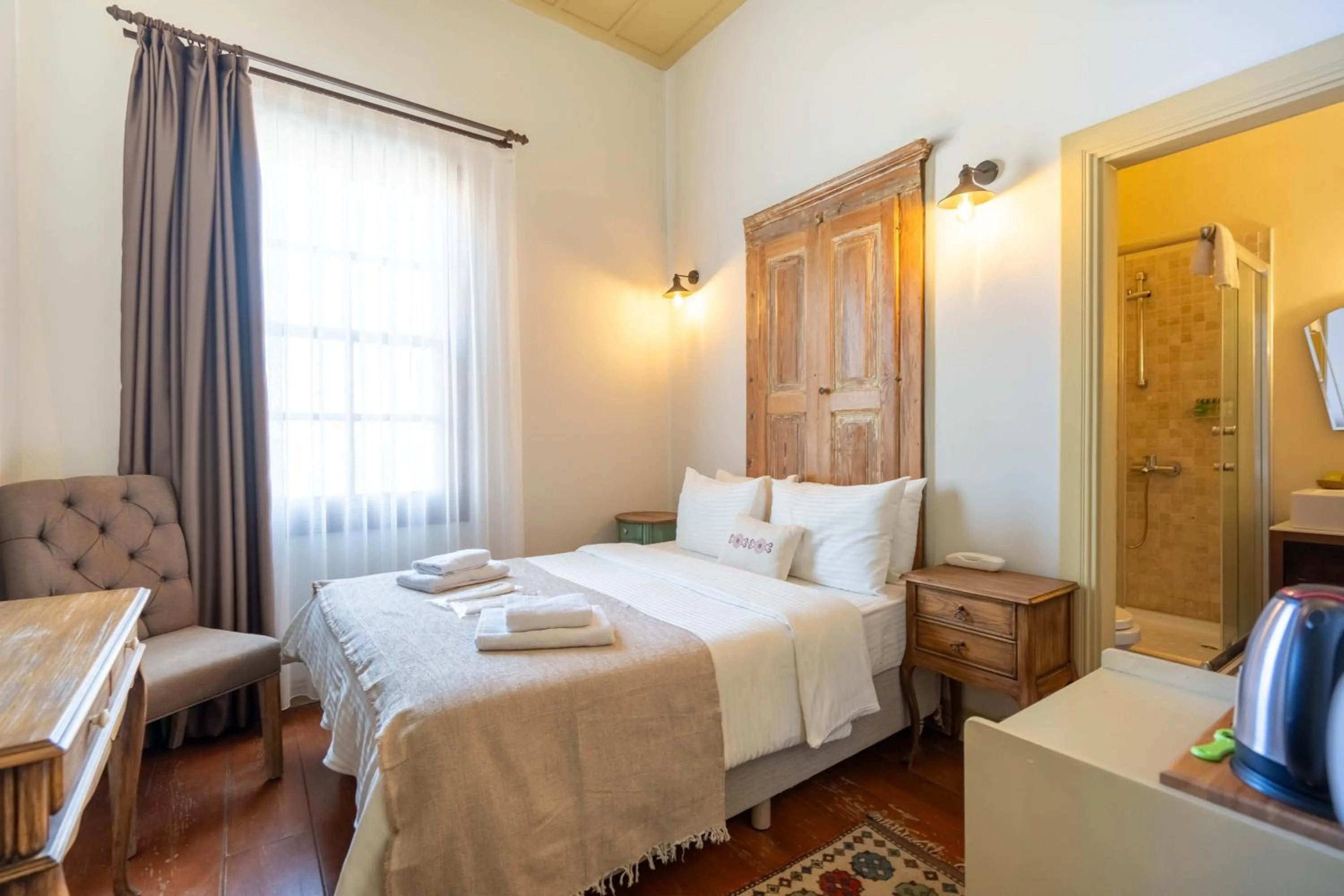 Bed in Macaron Konagi