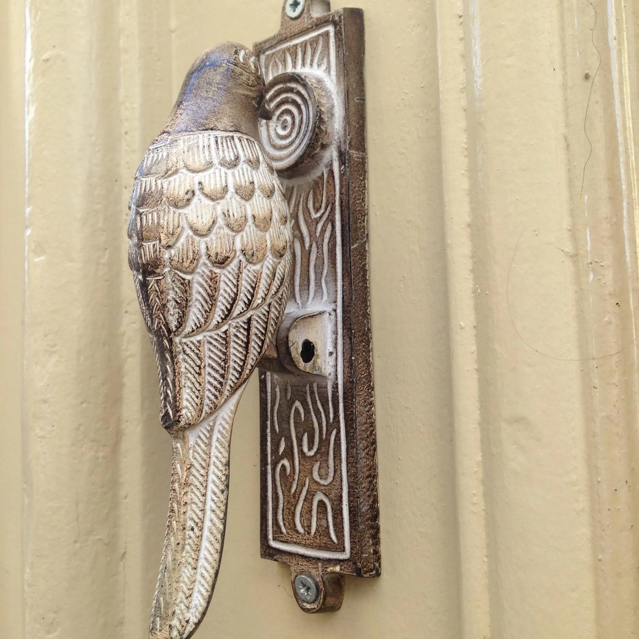 Decorative detail in Macaron Konagi