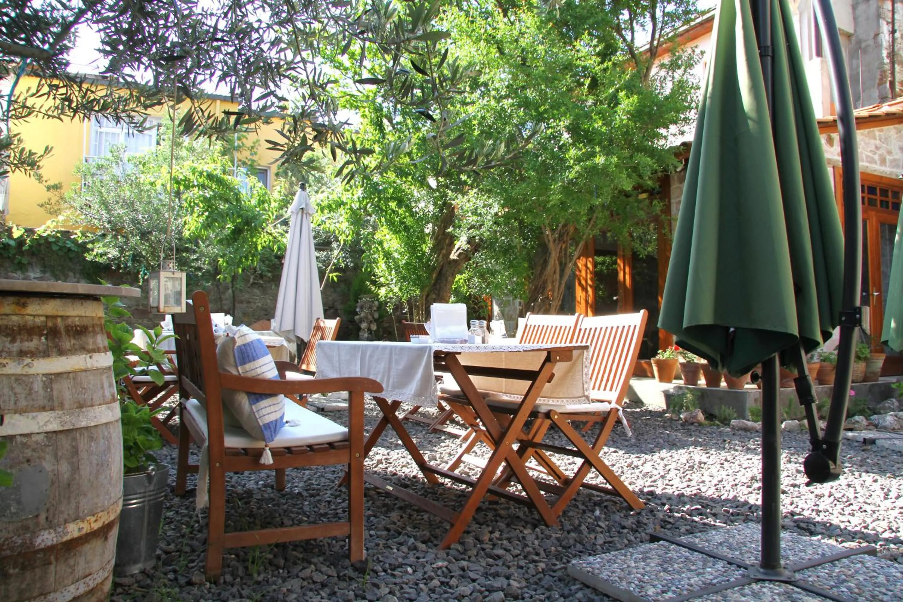 Garden in Macaron Konagi