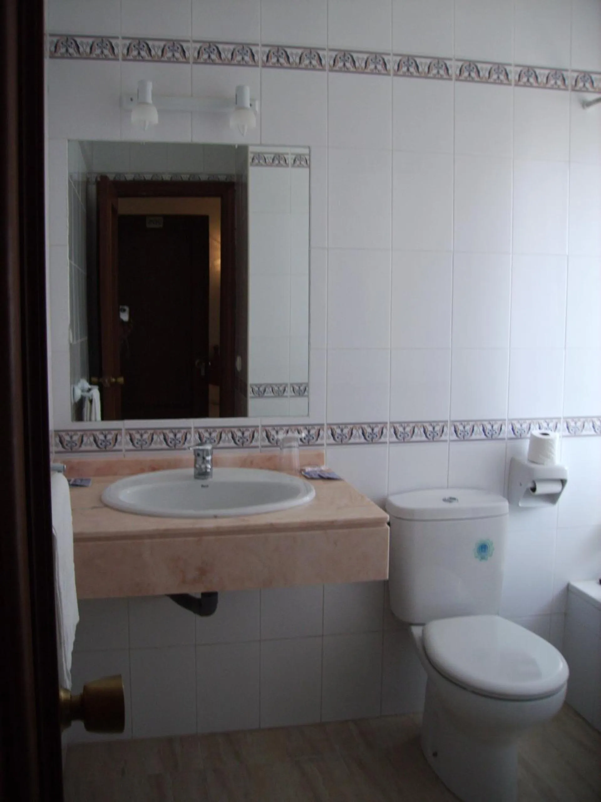 Bathroom in Hotel La Lancha