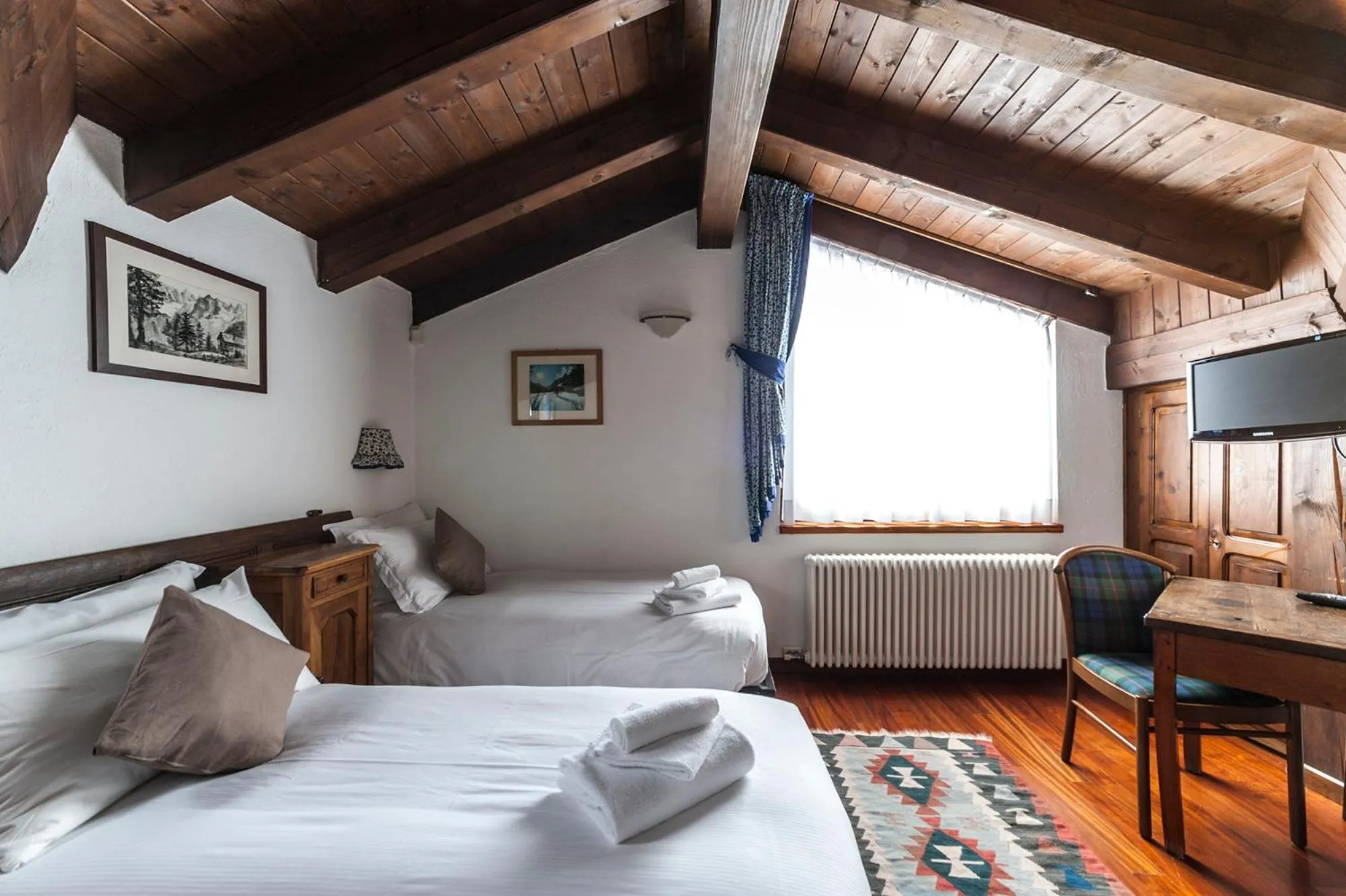 Bed in Hotel Baita Cretaz