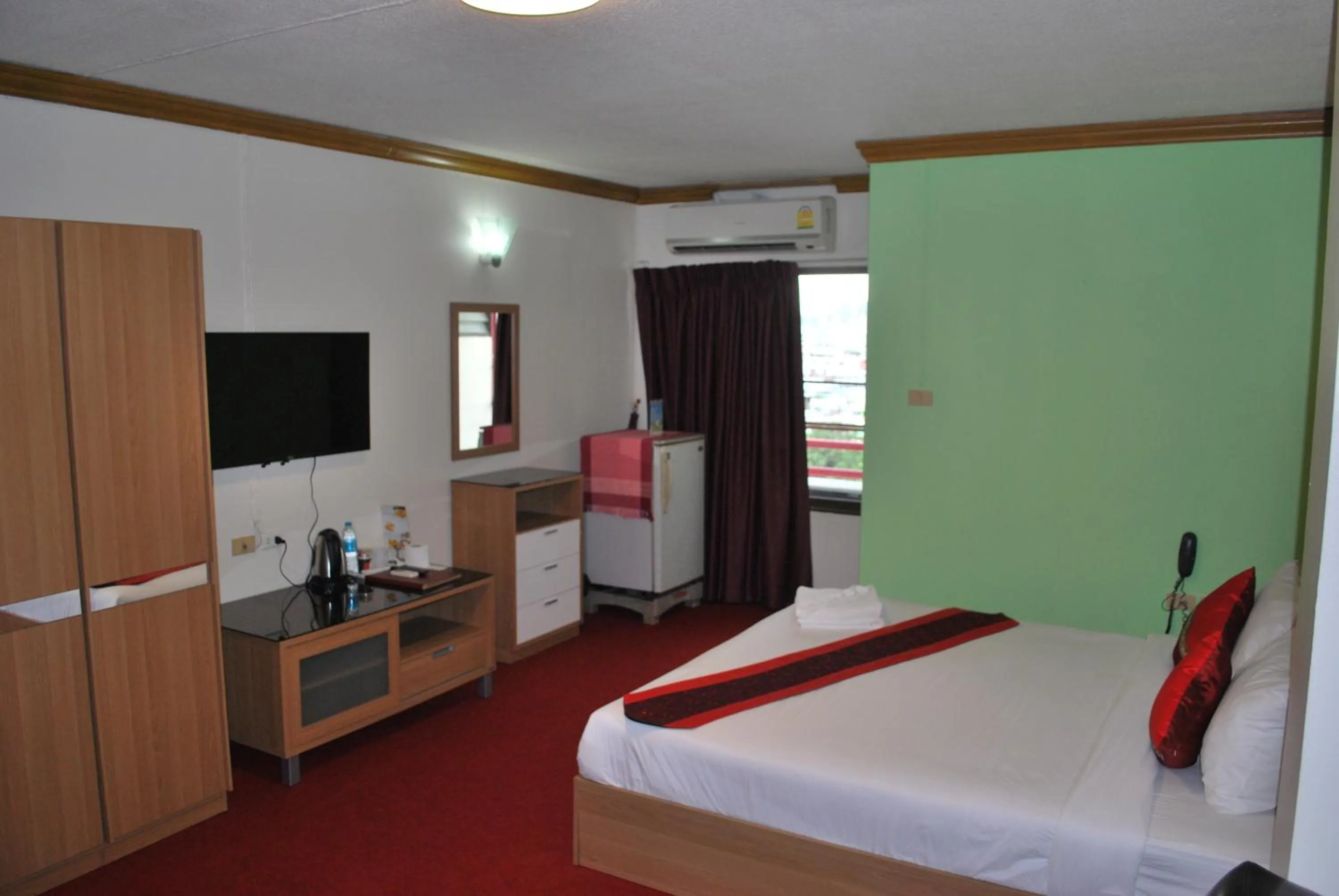 TV and multimedia, Bed in Witchuwan Apartel