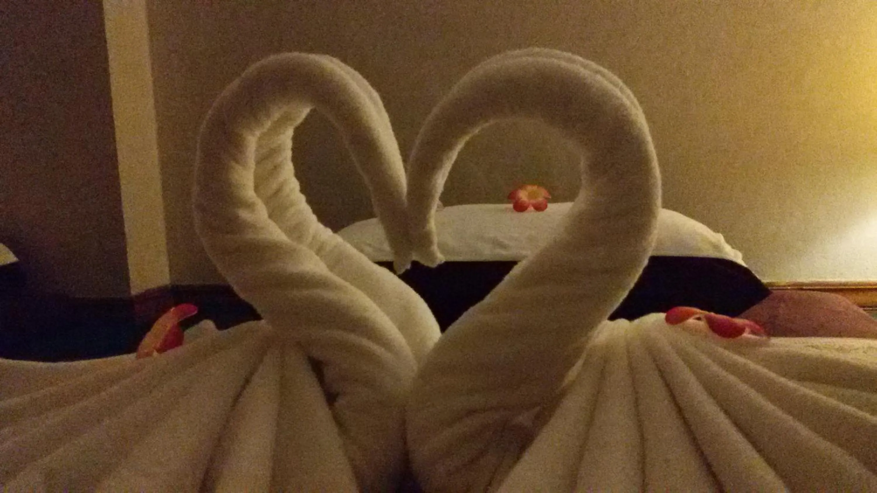 Massage, Bed in Witchuwan Apartel