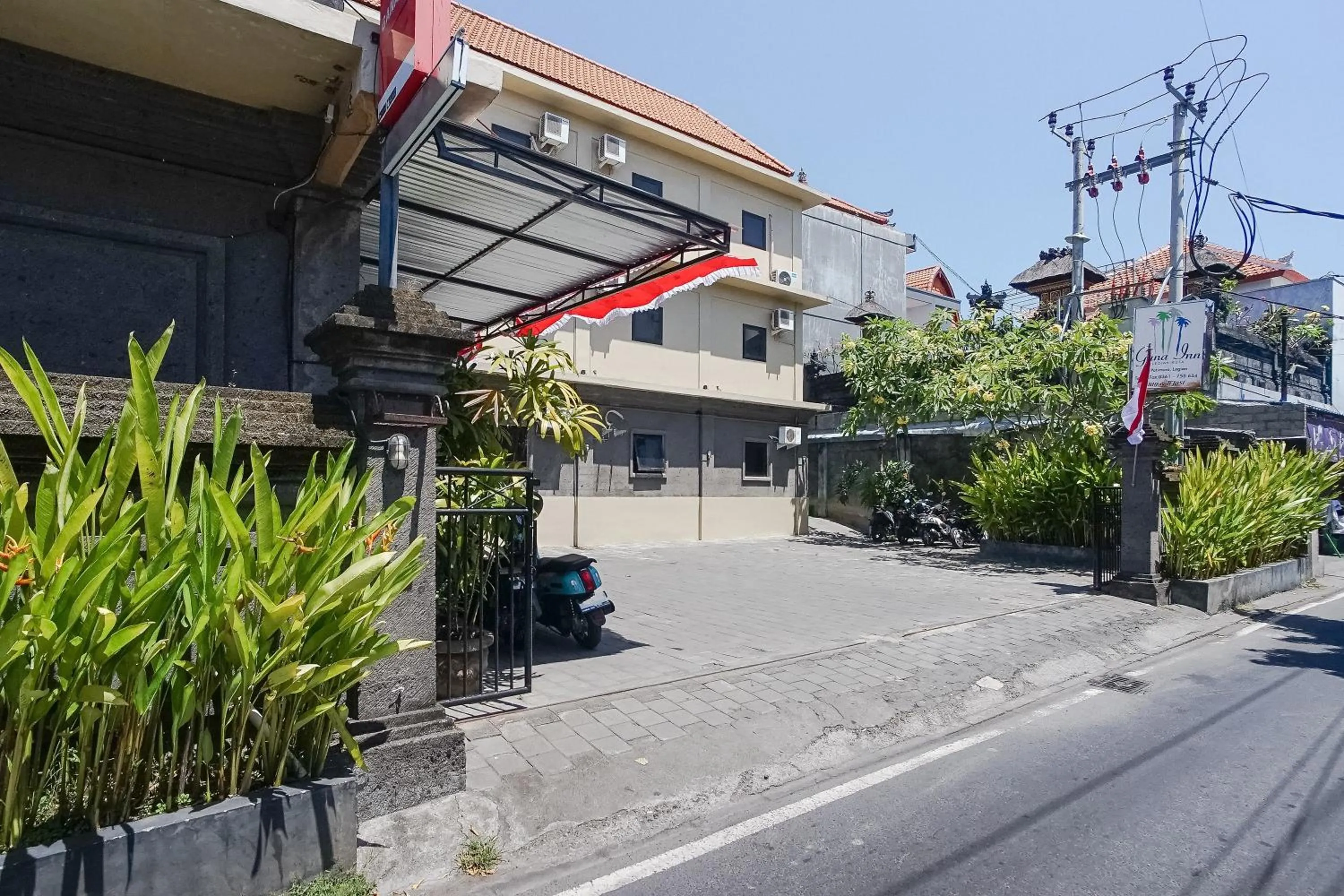 Property building in Gana Inn Legian