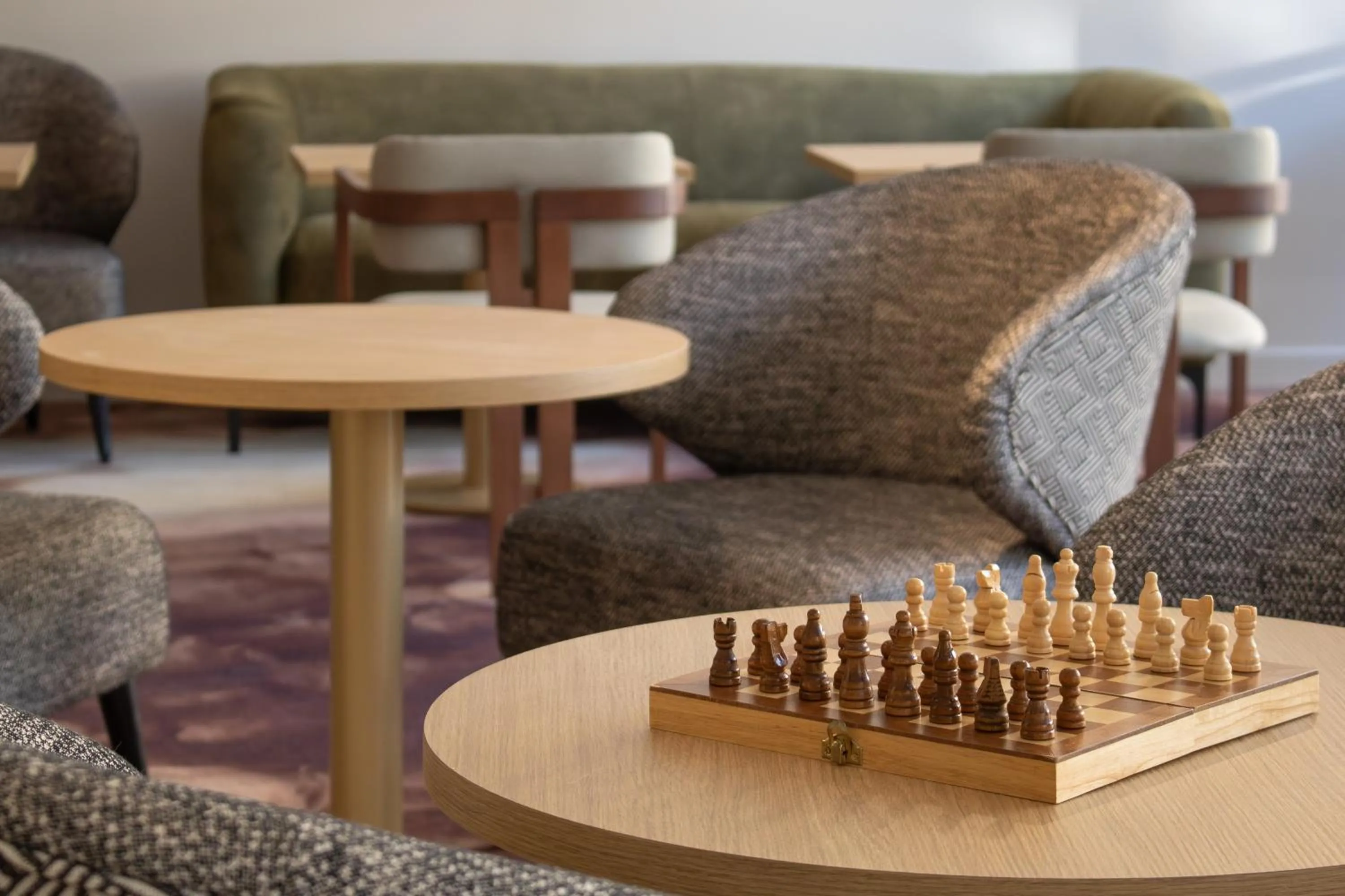 Lounge or bar in Brit Hotel Cahors - Le Valentré