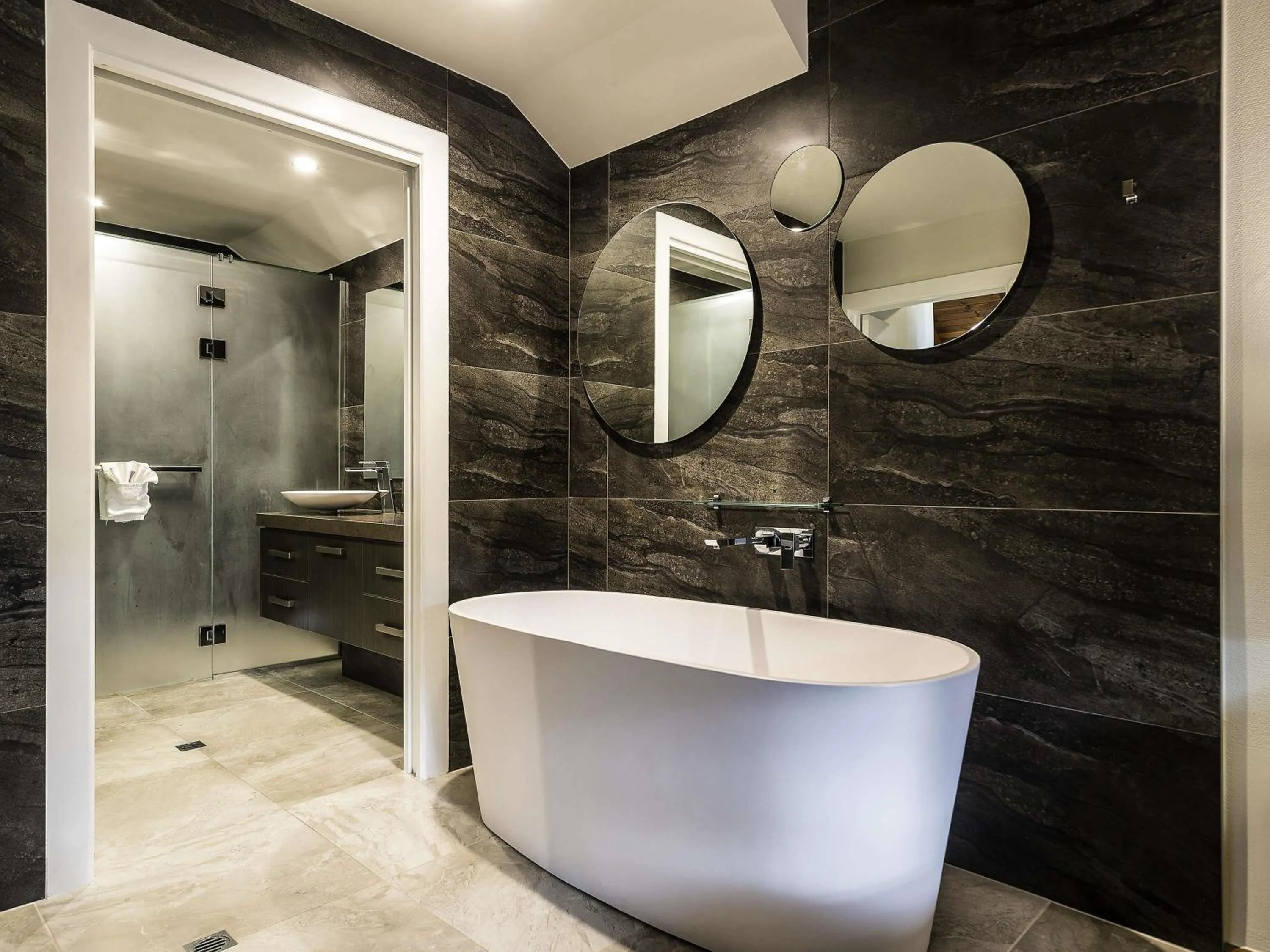 Bedroom in Grand Mercure Puka Park Resort