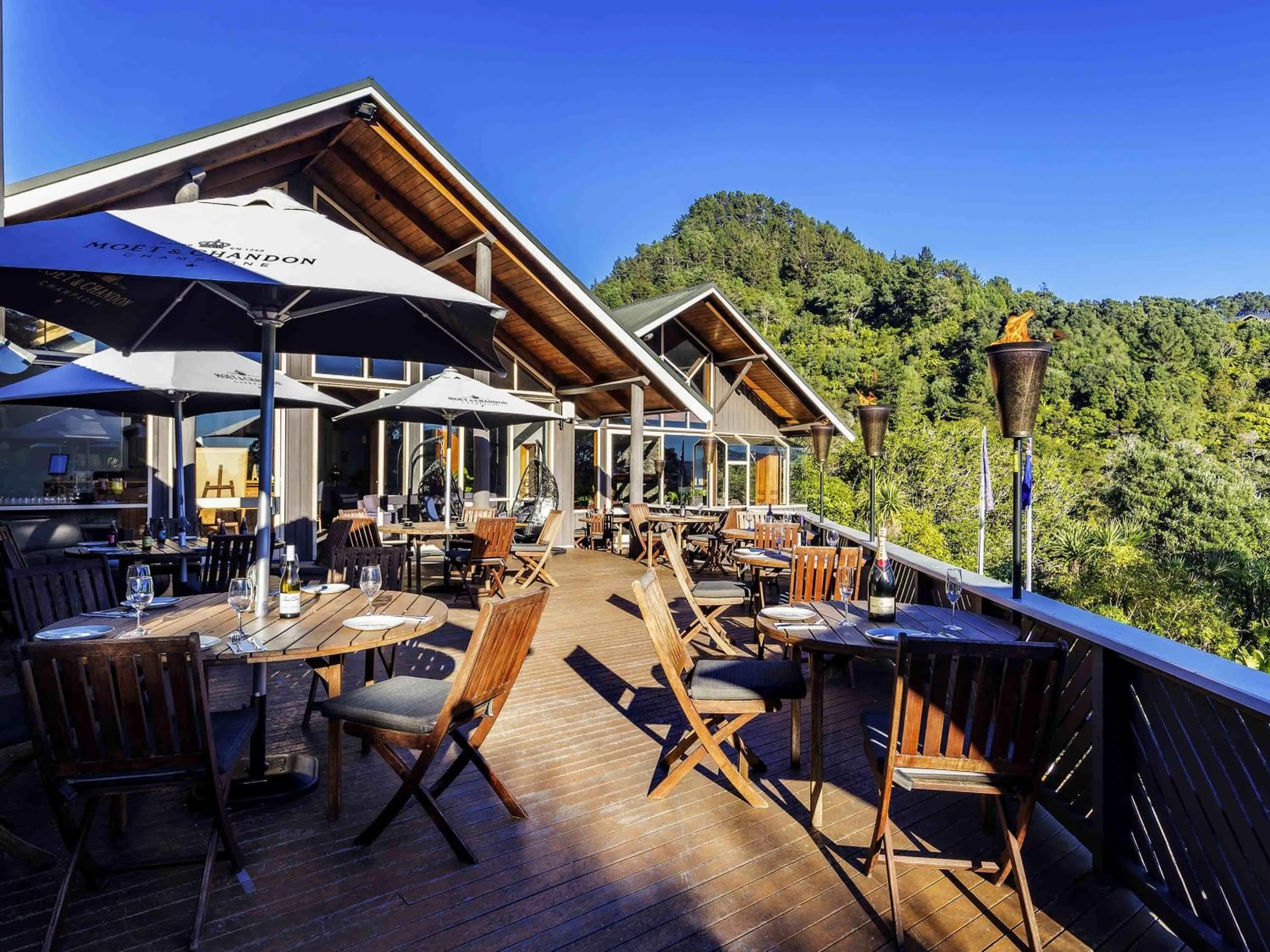 Restaurant/places to eat in Grand Mercure Puka Park Resort