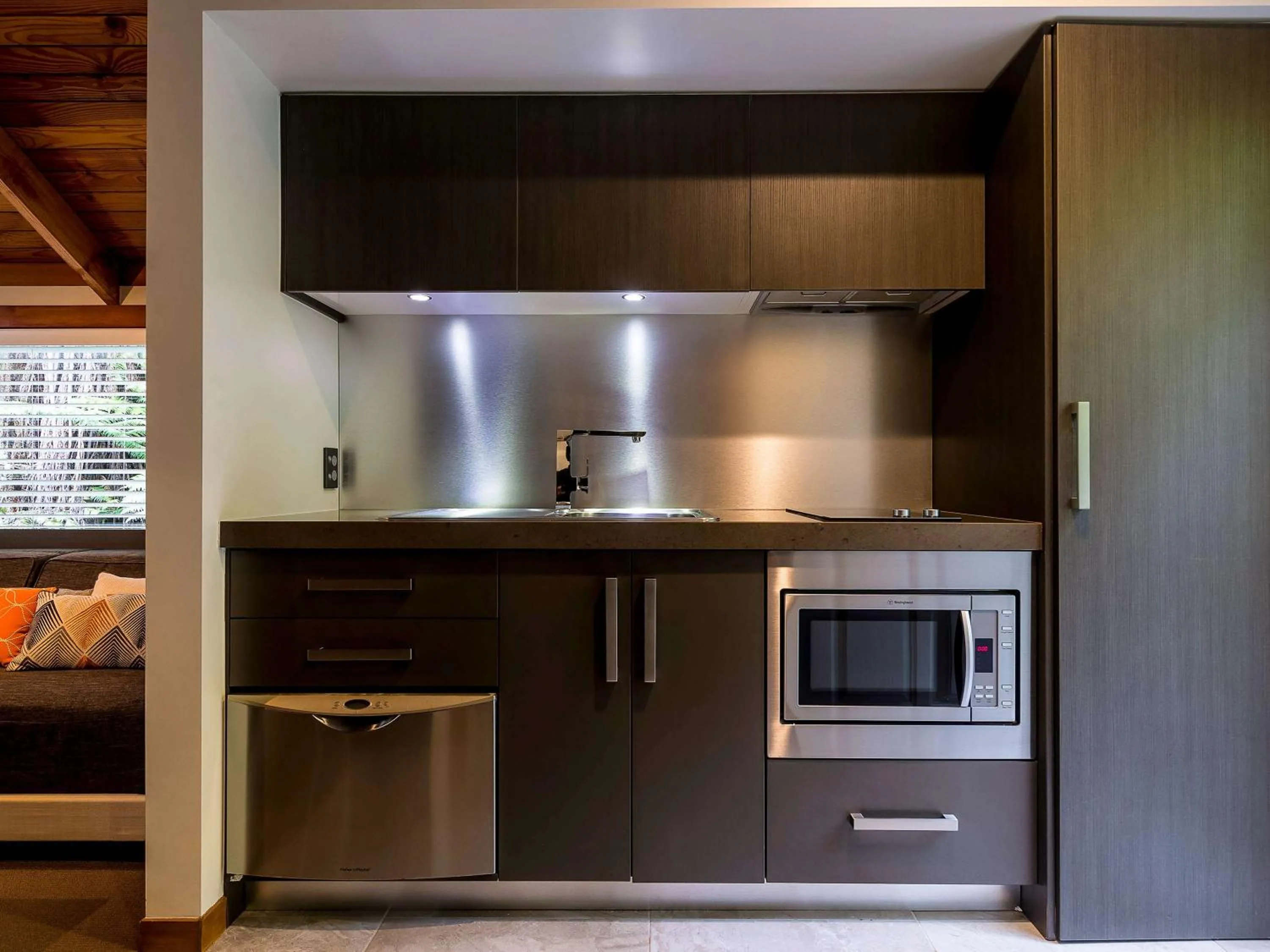 Photo of the whole room in Grand Mercure Puka Park Resort