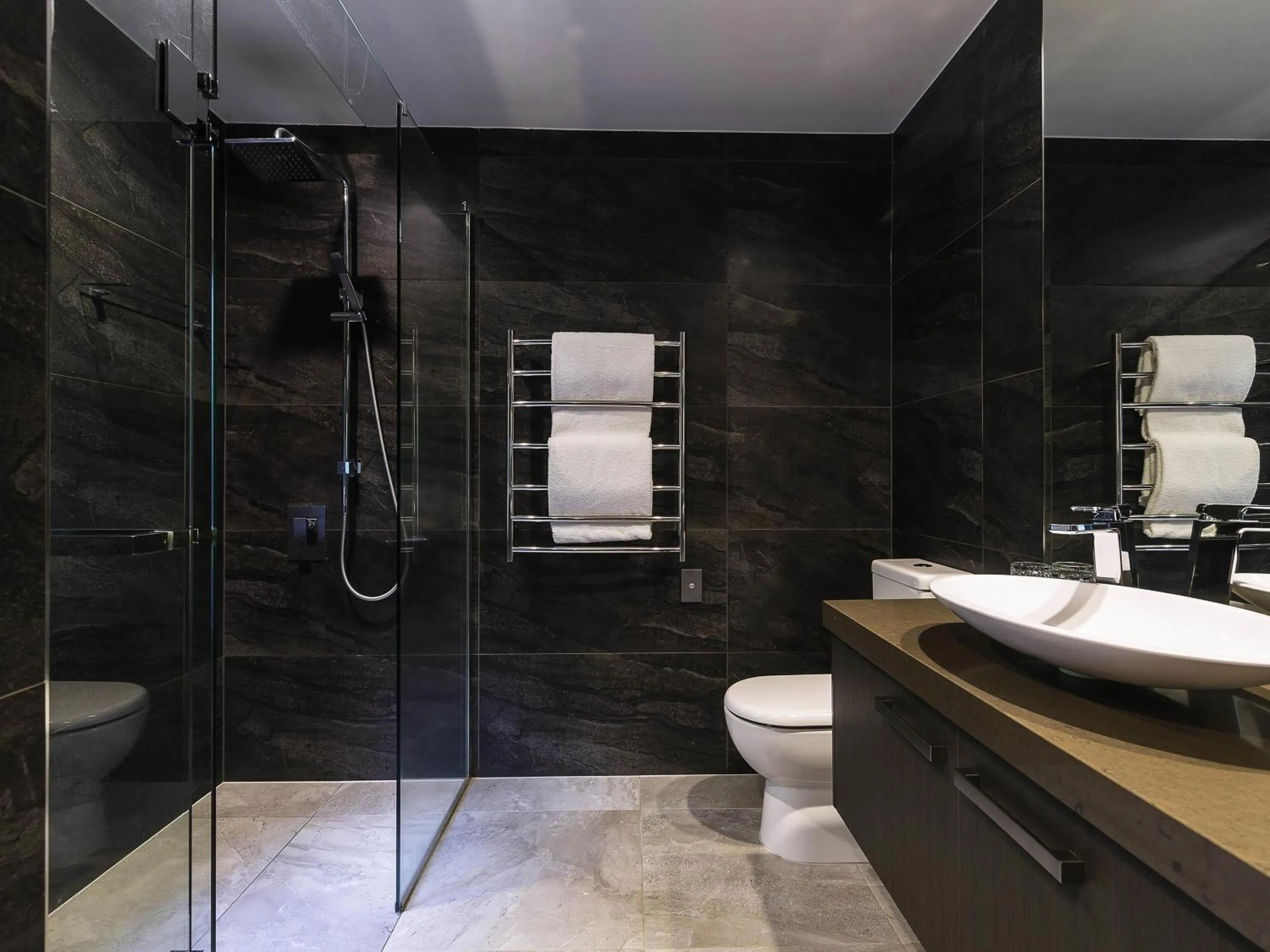 Bedroom in Grand Mercure Puka Park Resort