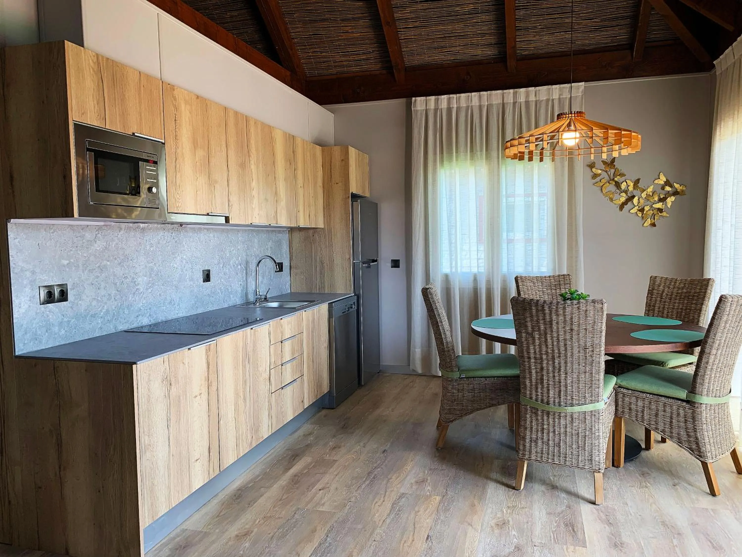 Kitchen or kitchenette in La Marina Resort