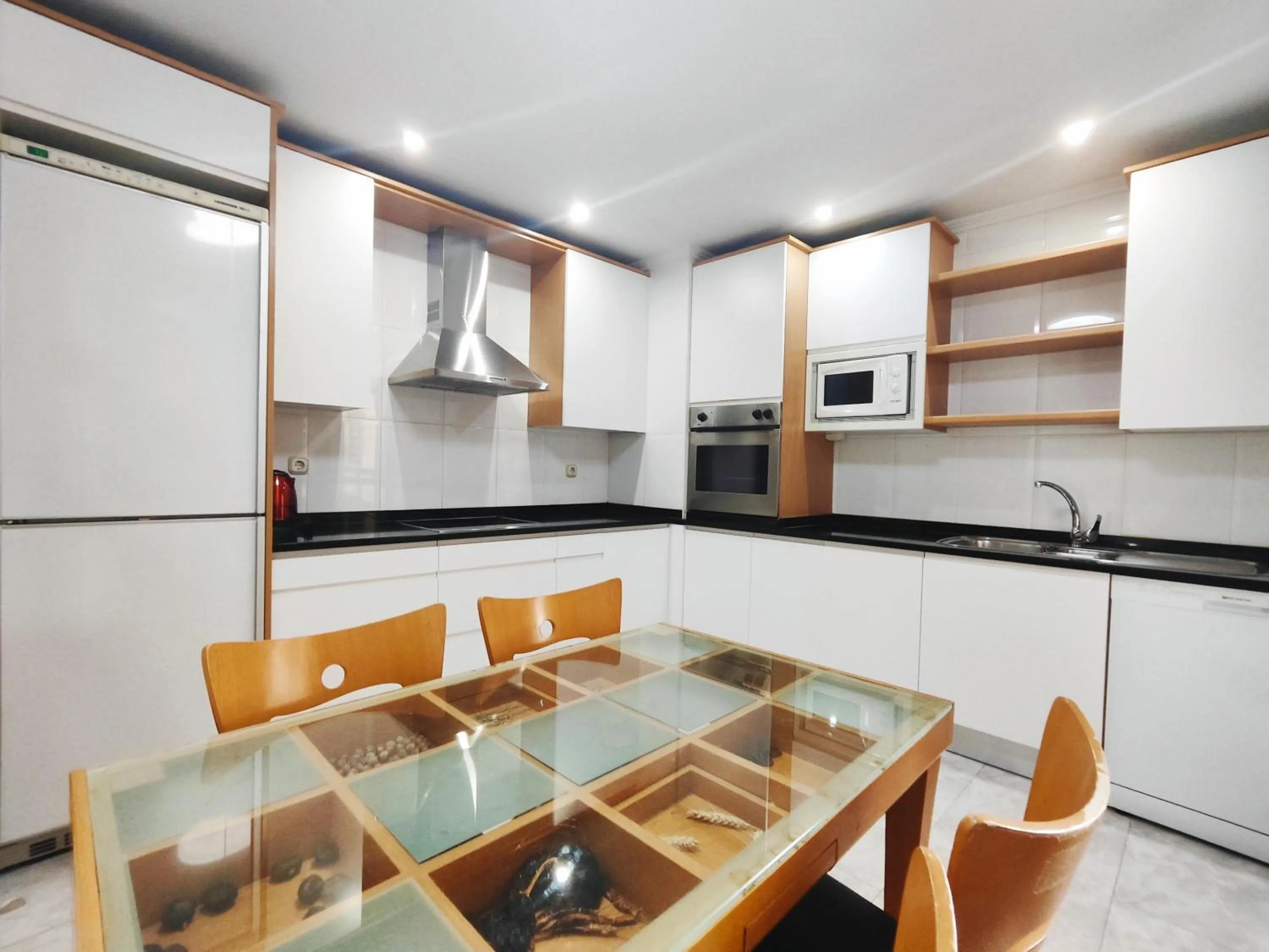 Kitchen or kitchenette in Gestión de Alojamientos Apartments