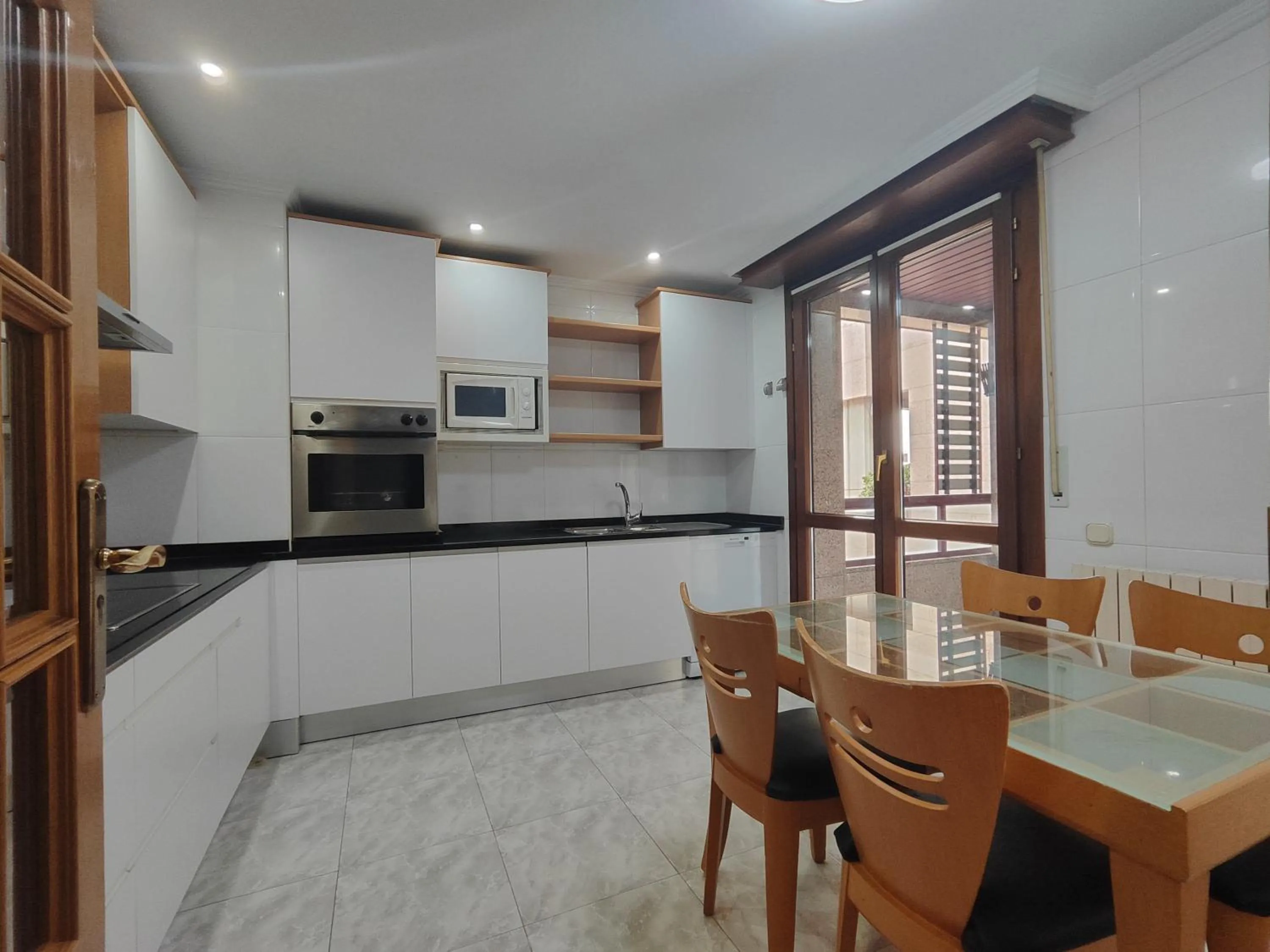 Kitchen or kitchenette in Gestión de Alojamientos Apartments