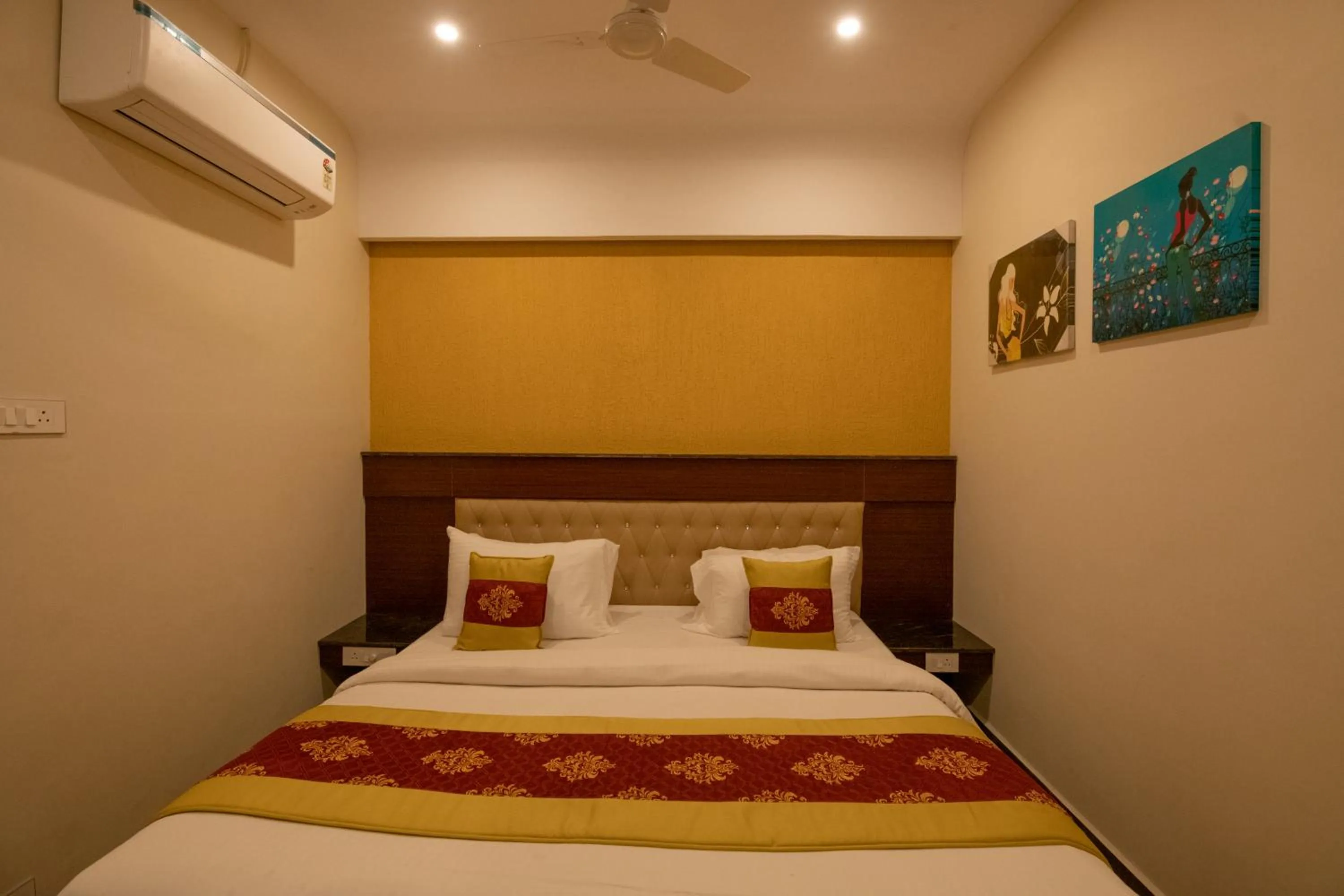 Bed in Hotel High Point