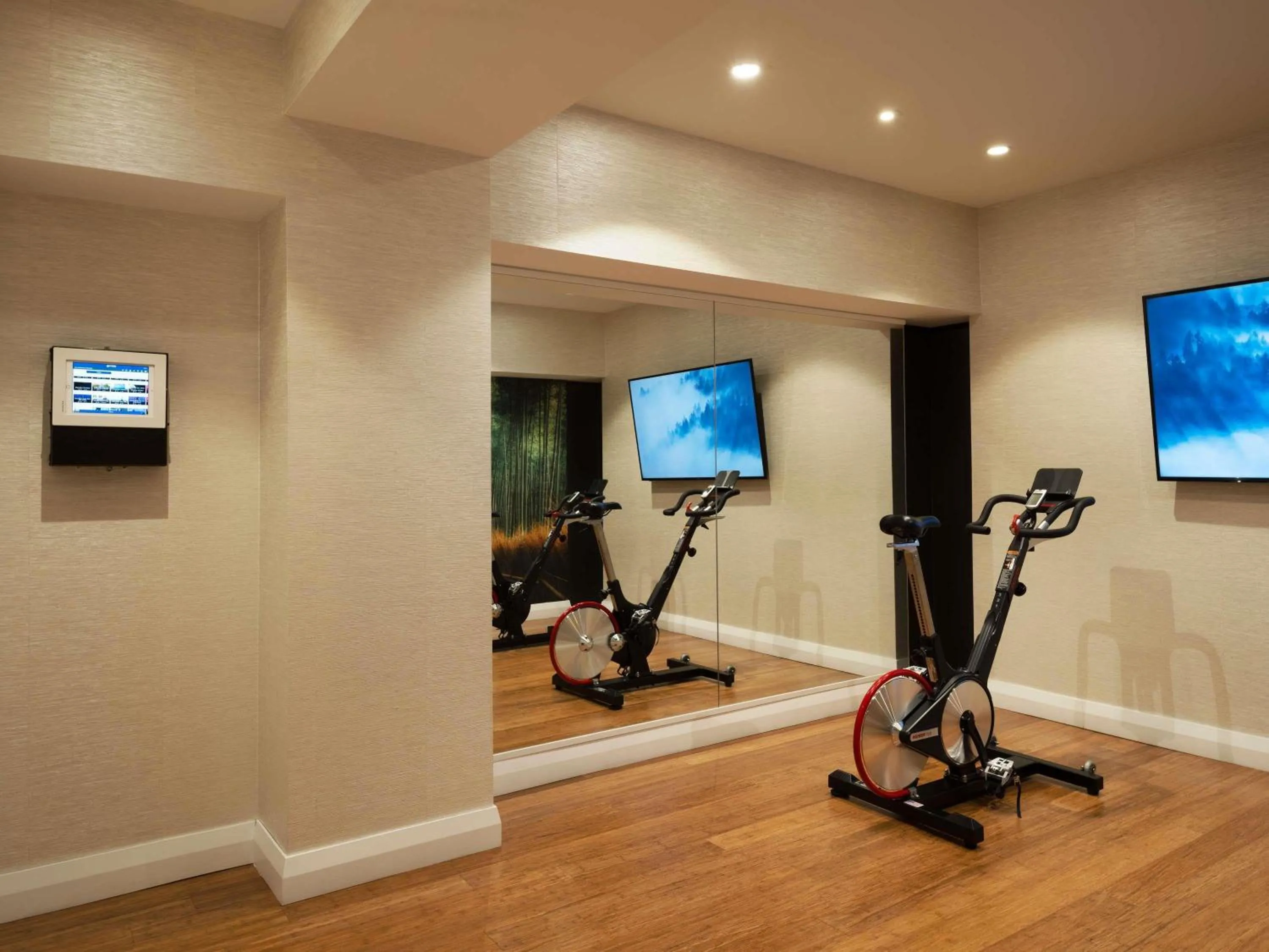 Fitness centre/facilities in Mövenpick Hotel Auckland