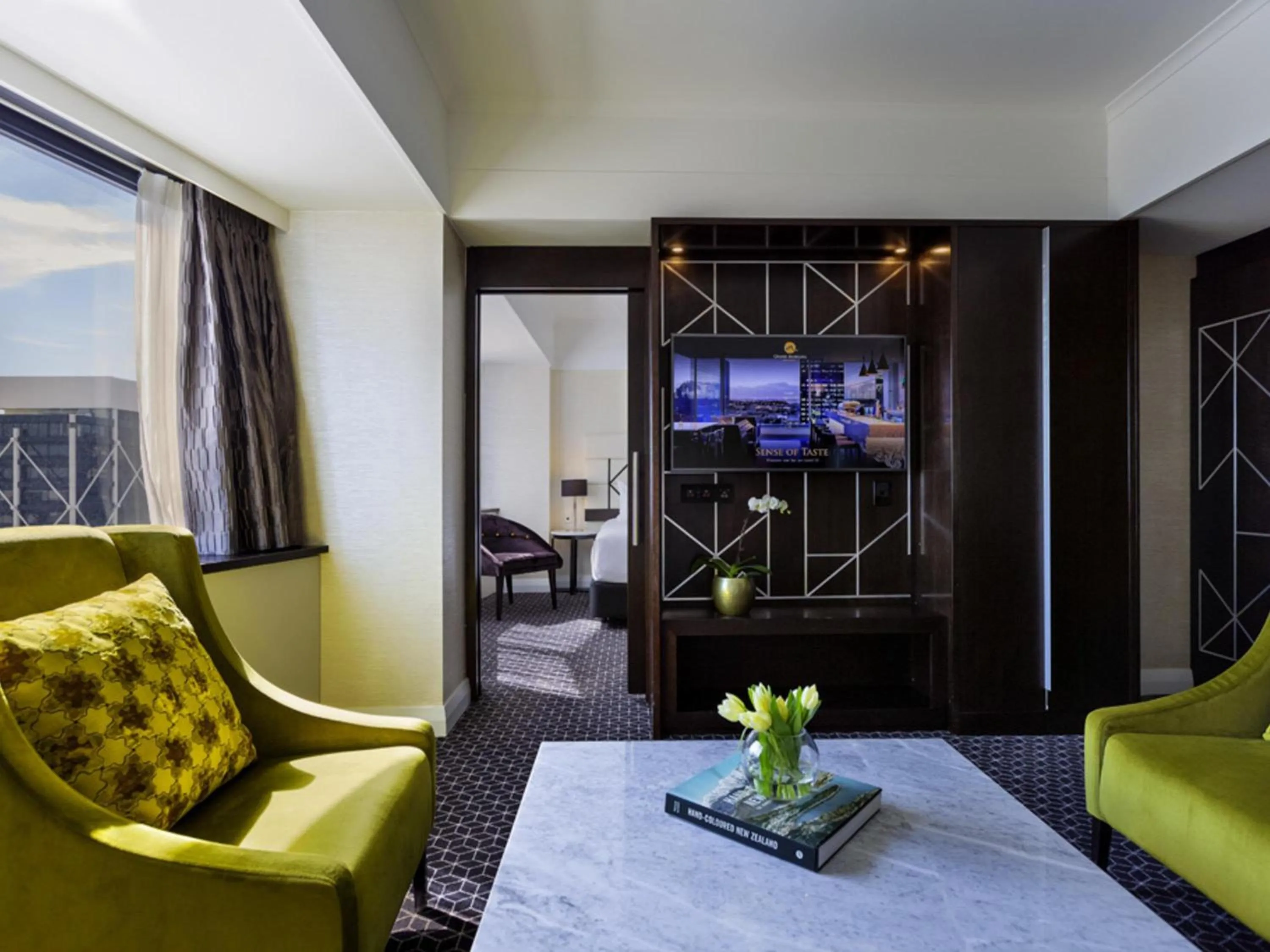 Bedroom in Mövenpick Hotel Auckland