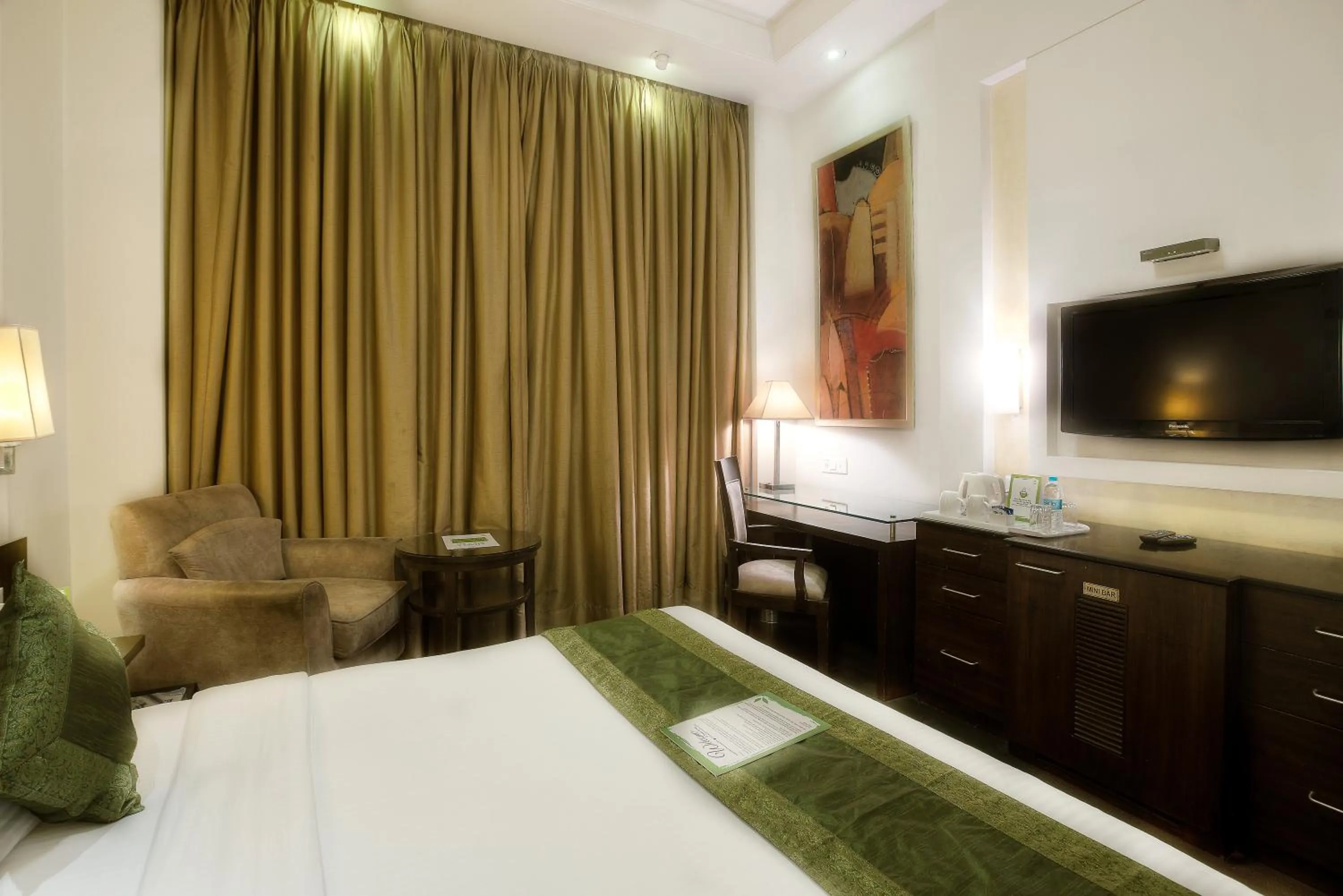 TV and multimedia, Bed in Western Court Panchkula