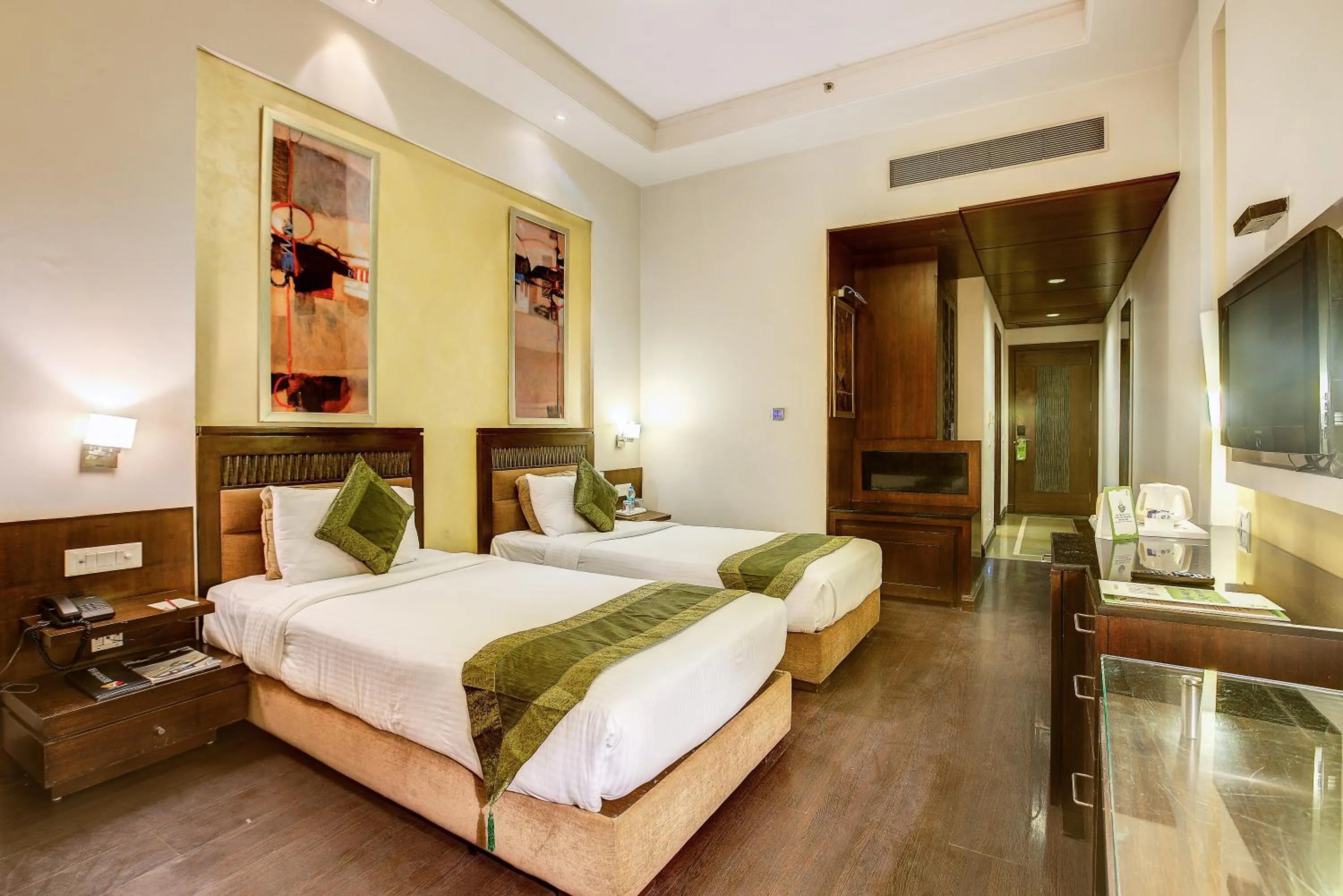 Bedroom, Bed in Western Court Panchkula