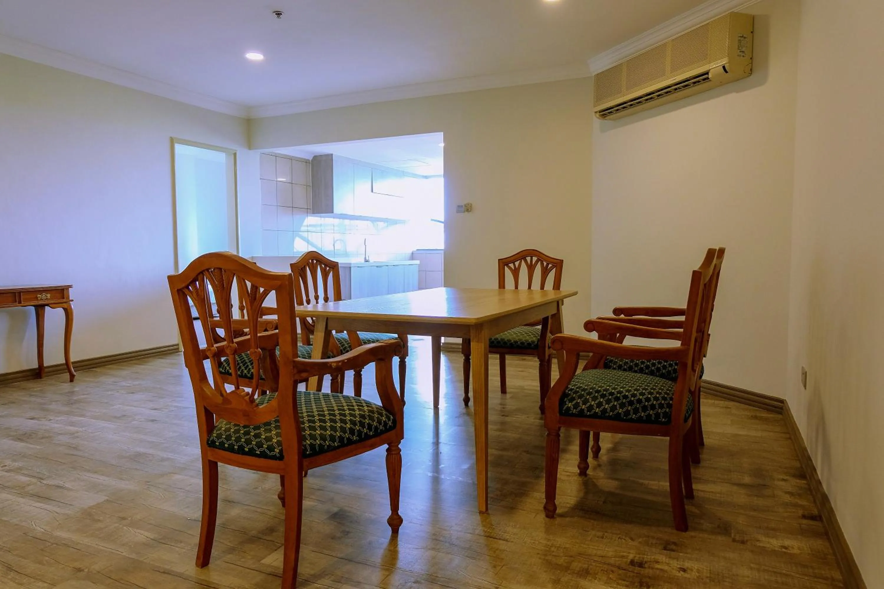 Dining area in The Lanes Hotel
