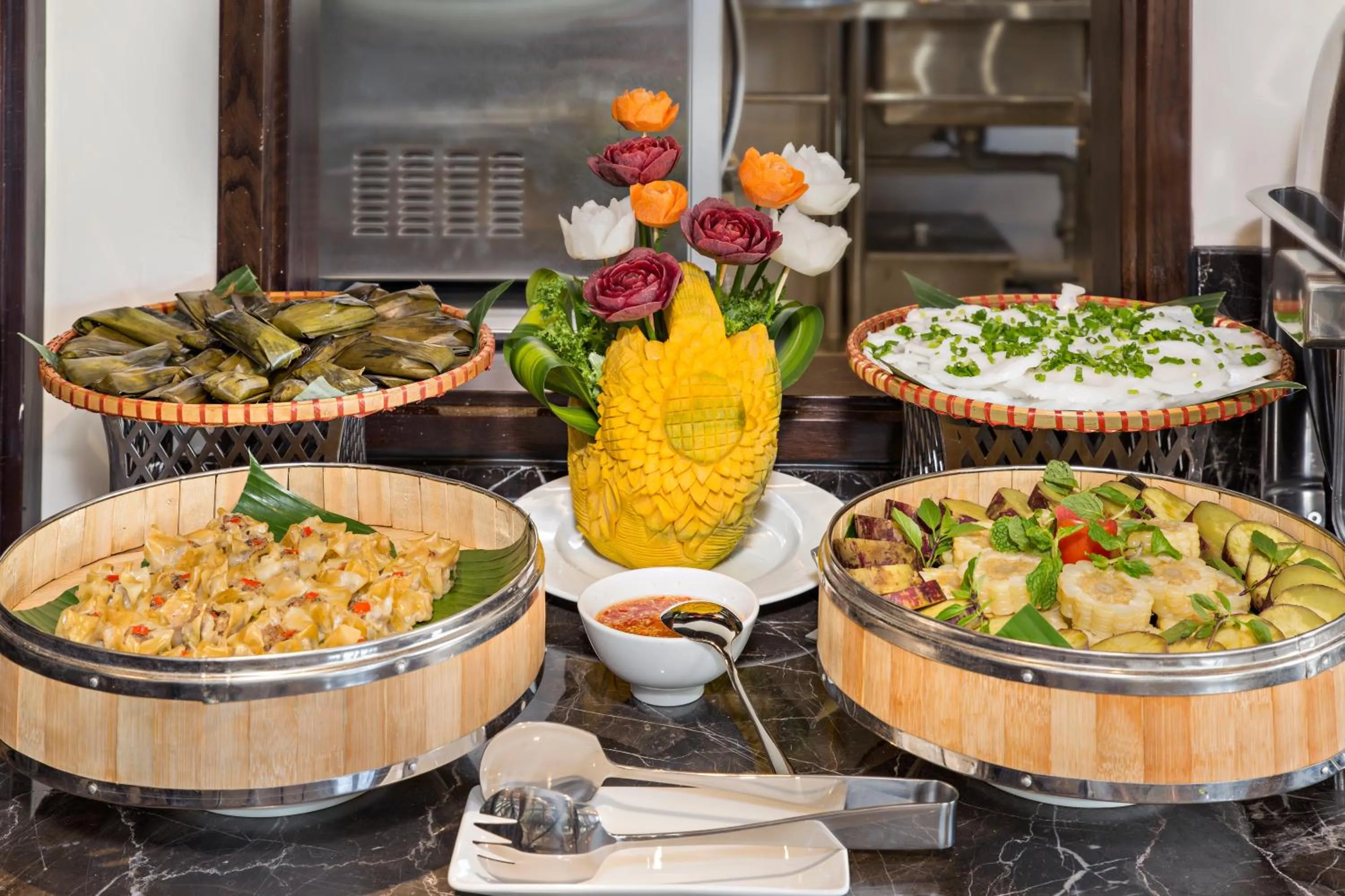 Food and drinks in Cosmos Hotel Danang