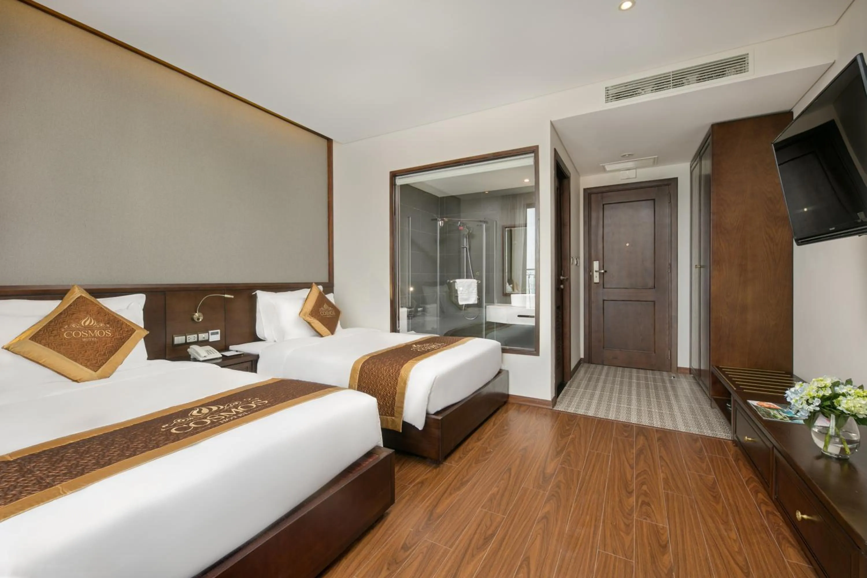 Photo of the whole room, Bed in Cosmos Hotel Danang