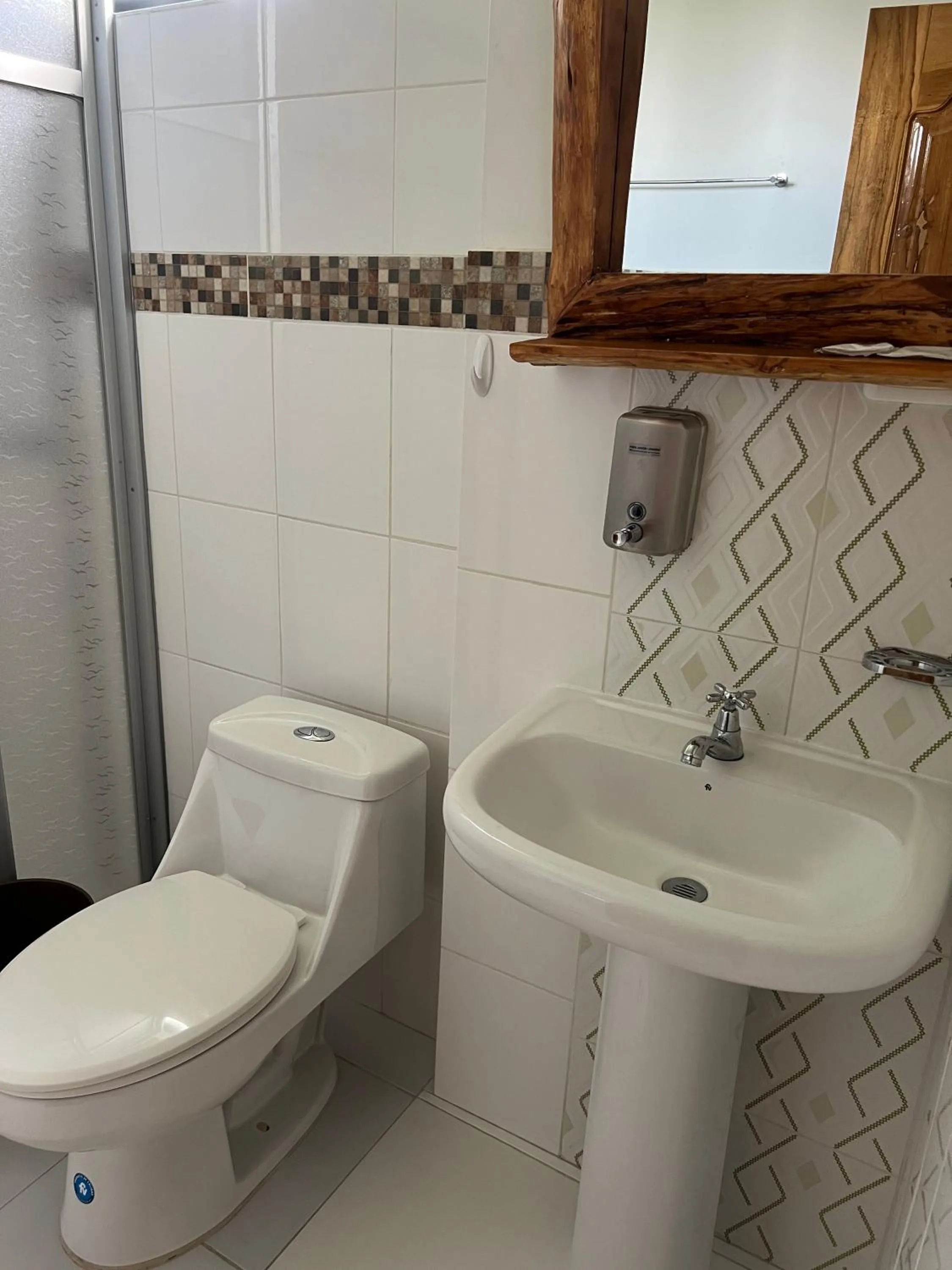 Bathroom in Hostal Alpachaca - New Quito Airport