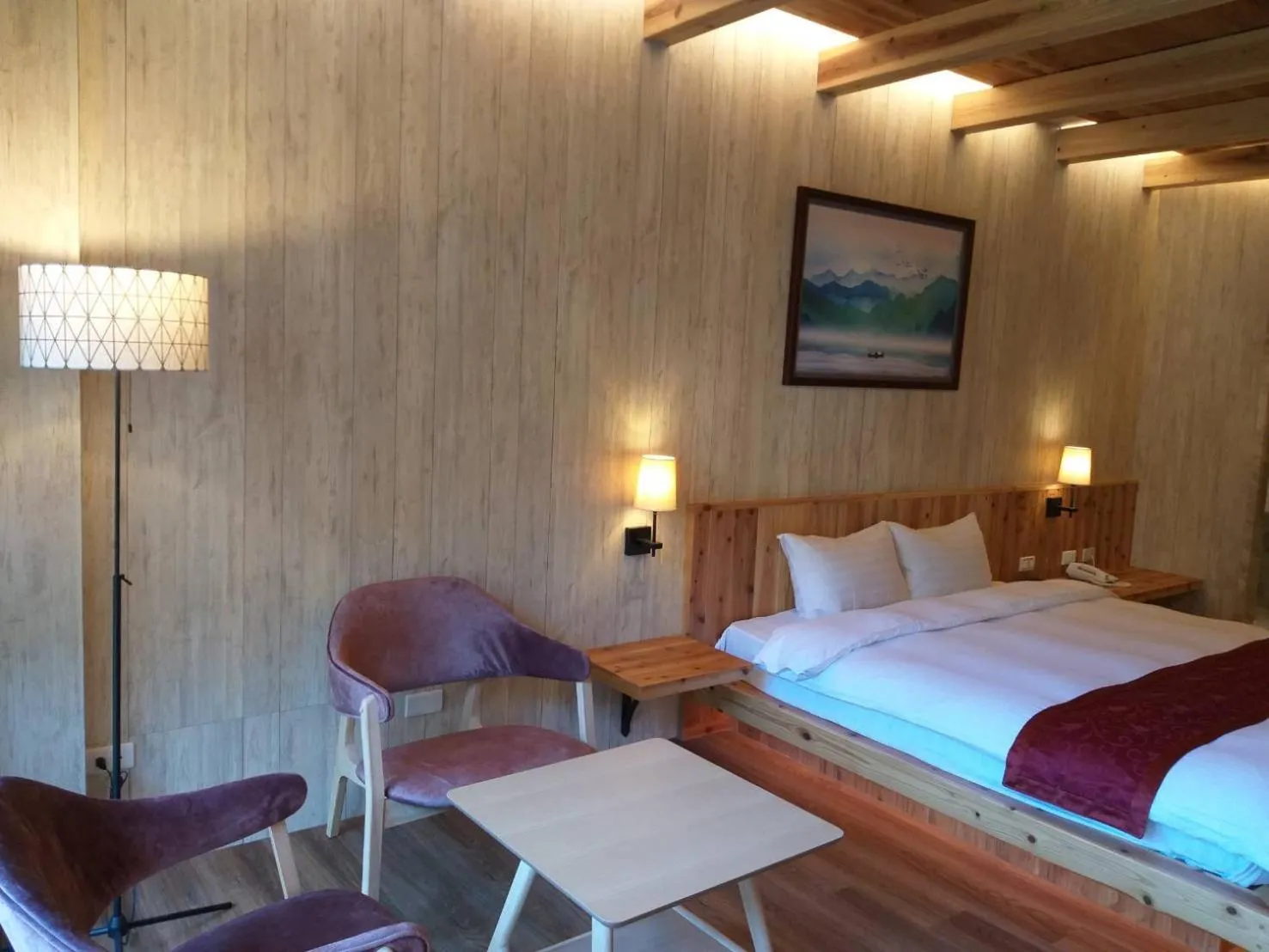 Bed in Ku Kuan Resort Hotel