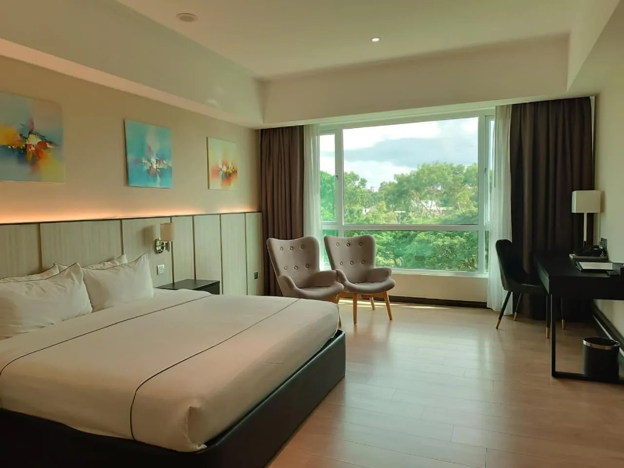 Photo of the whole room, Bed in Higher Hotel