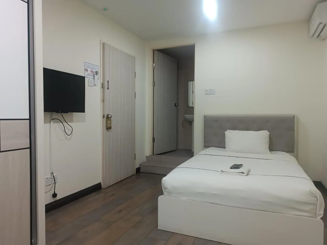 Bedroom, Bed in Higher Hotel