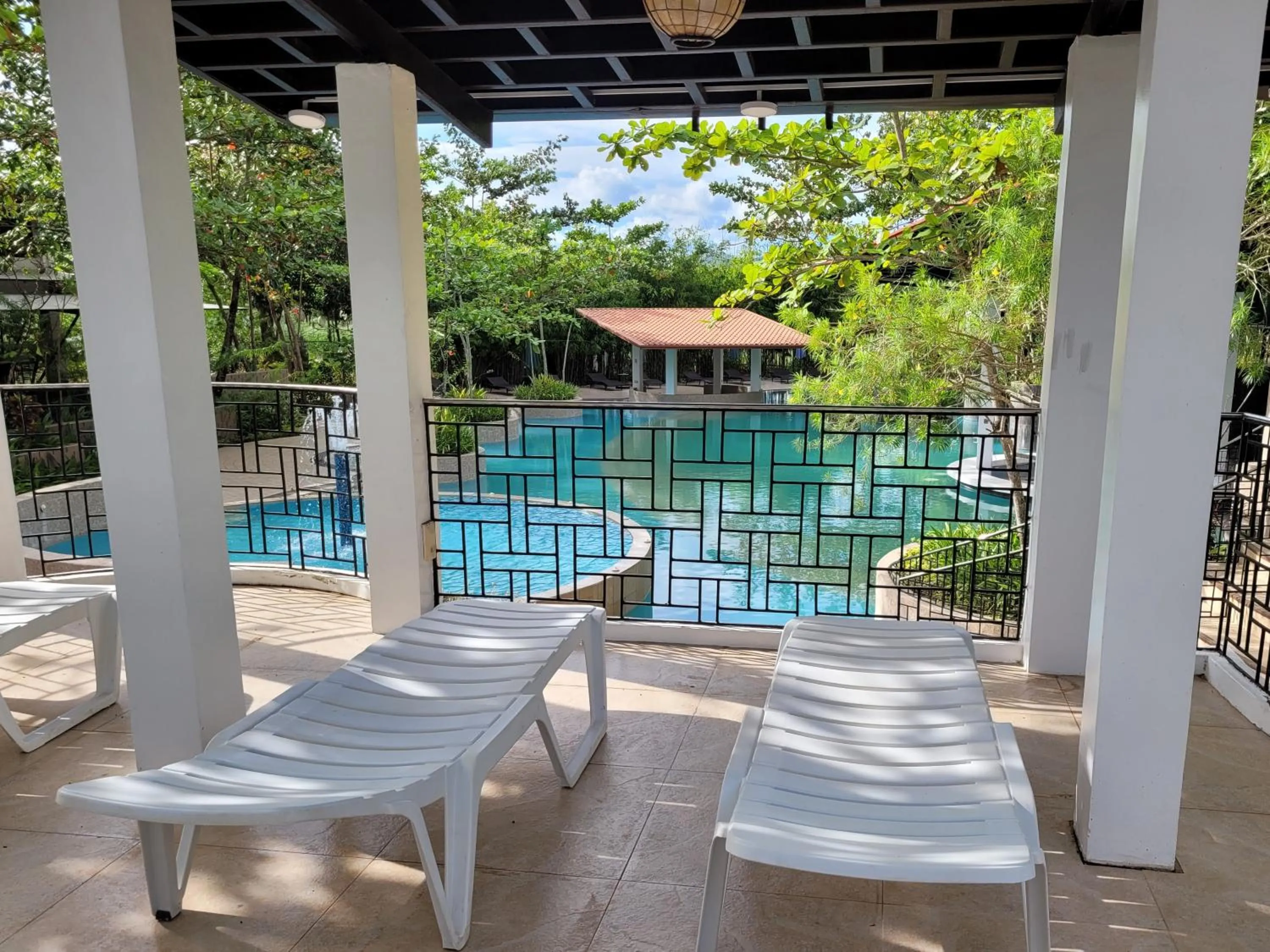 Pool view in Fernvale Leisure Club and Resort