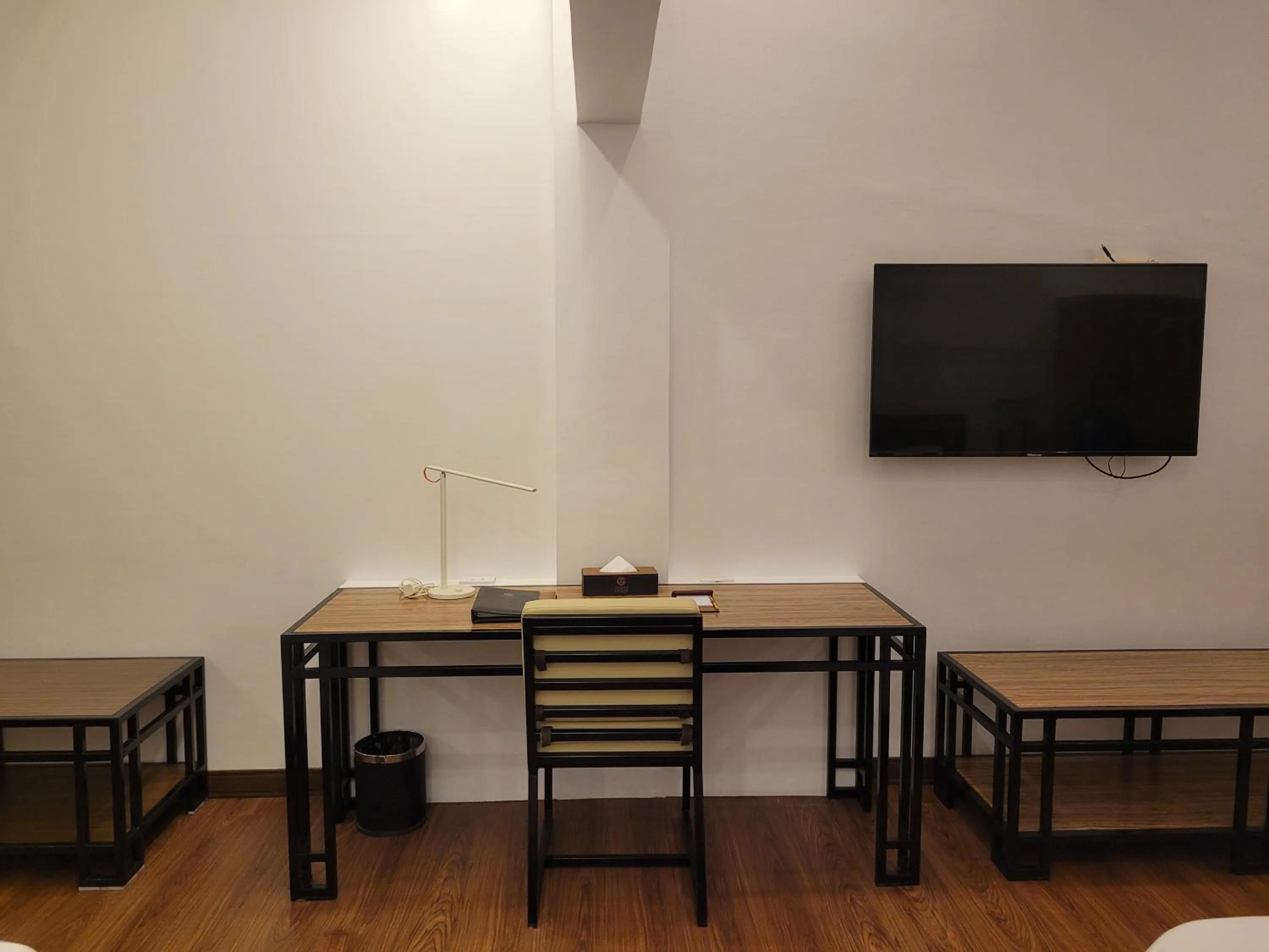 hair dresser in Fernvale Leisure Club and Resort