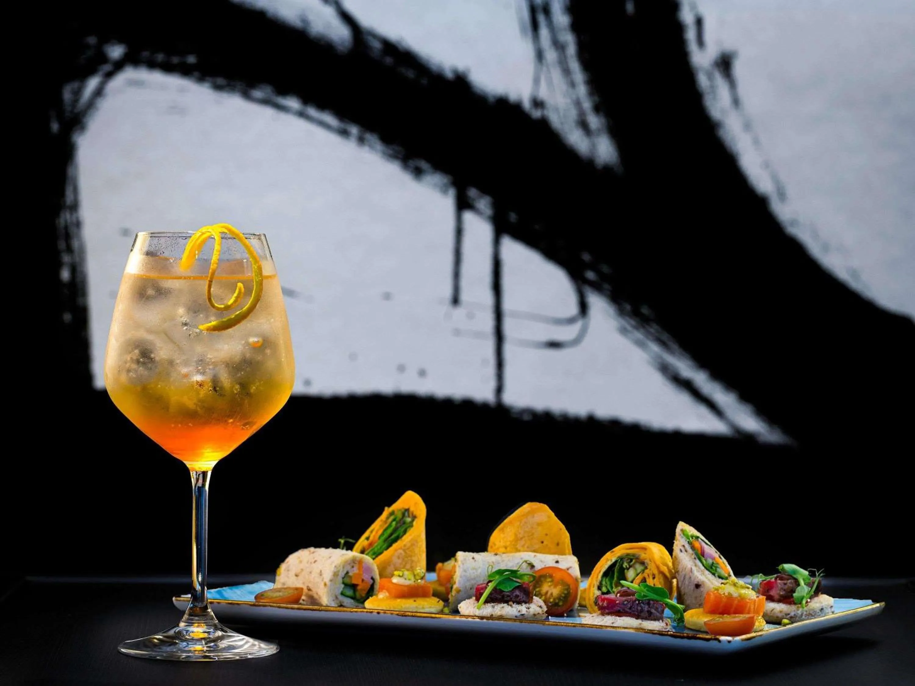 Lounge or bar in Mövenpick Hotel Wellington