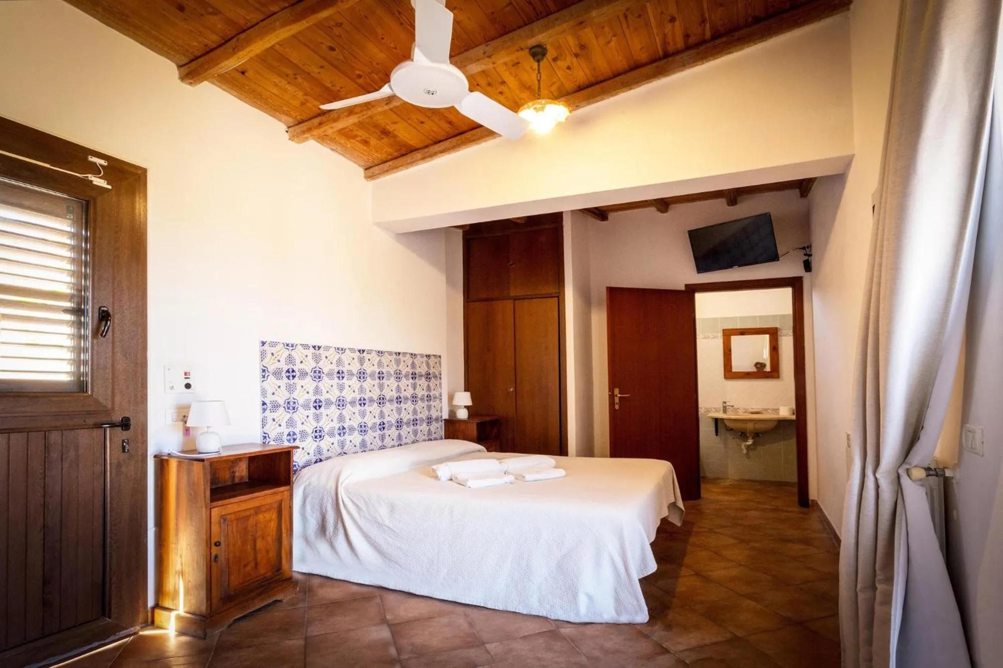 Bedroom, Bed in Fattoria Manostalla Villa Chiarelli