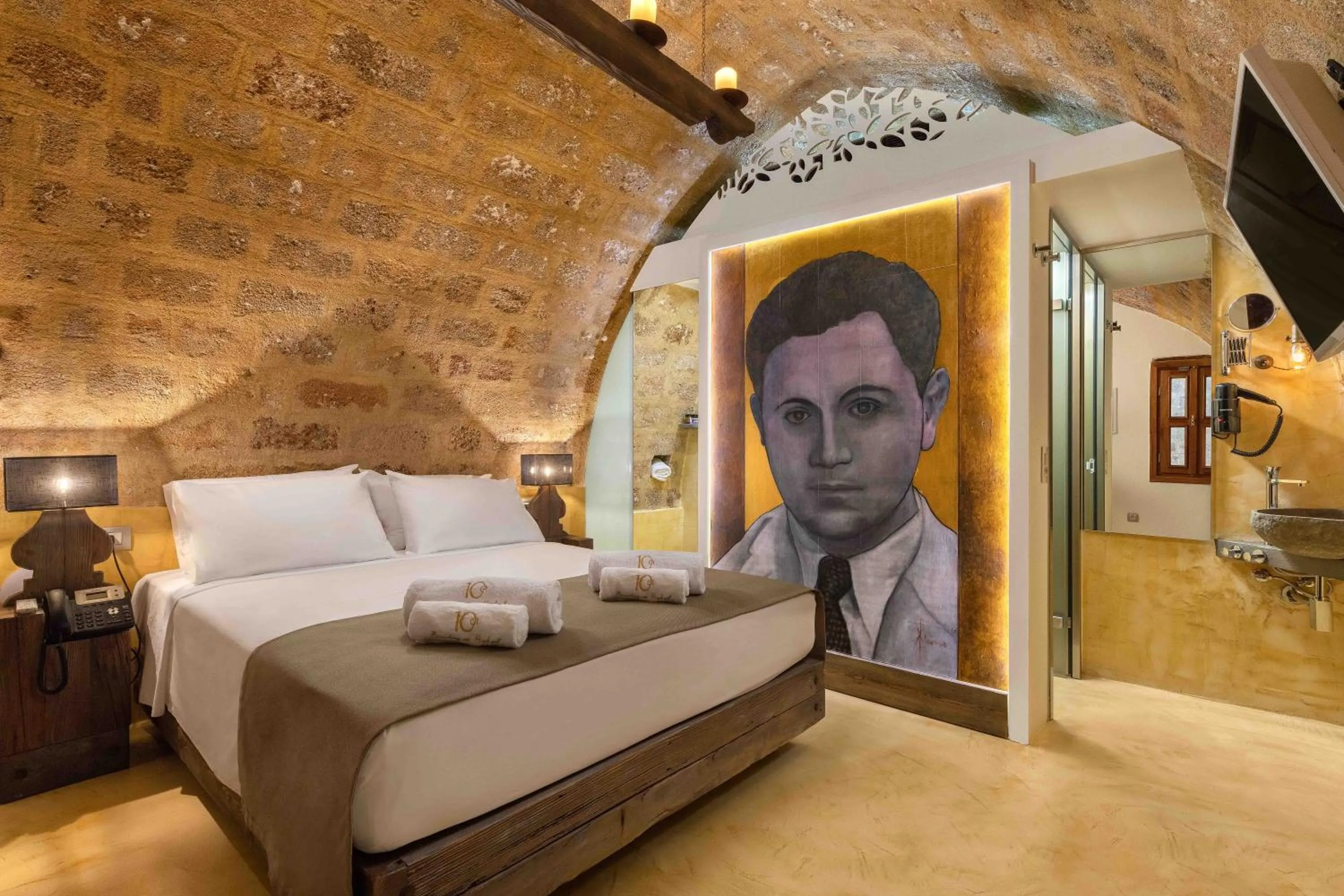 Photo of the whole room, Bed in 10GR Boutique Hotel & Wine Bar