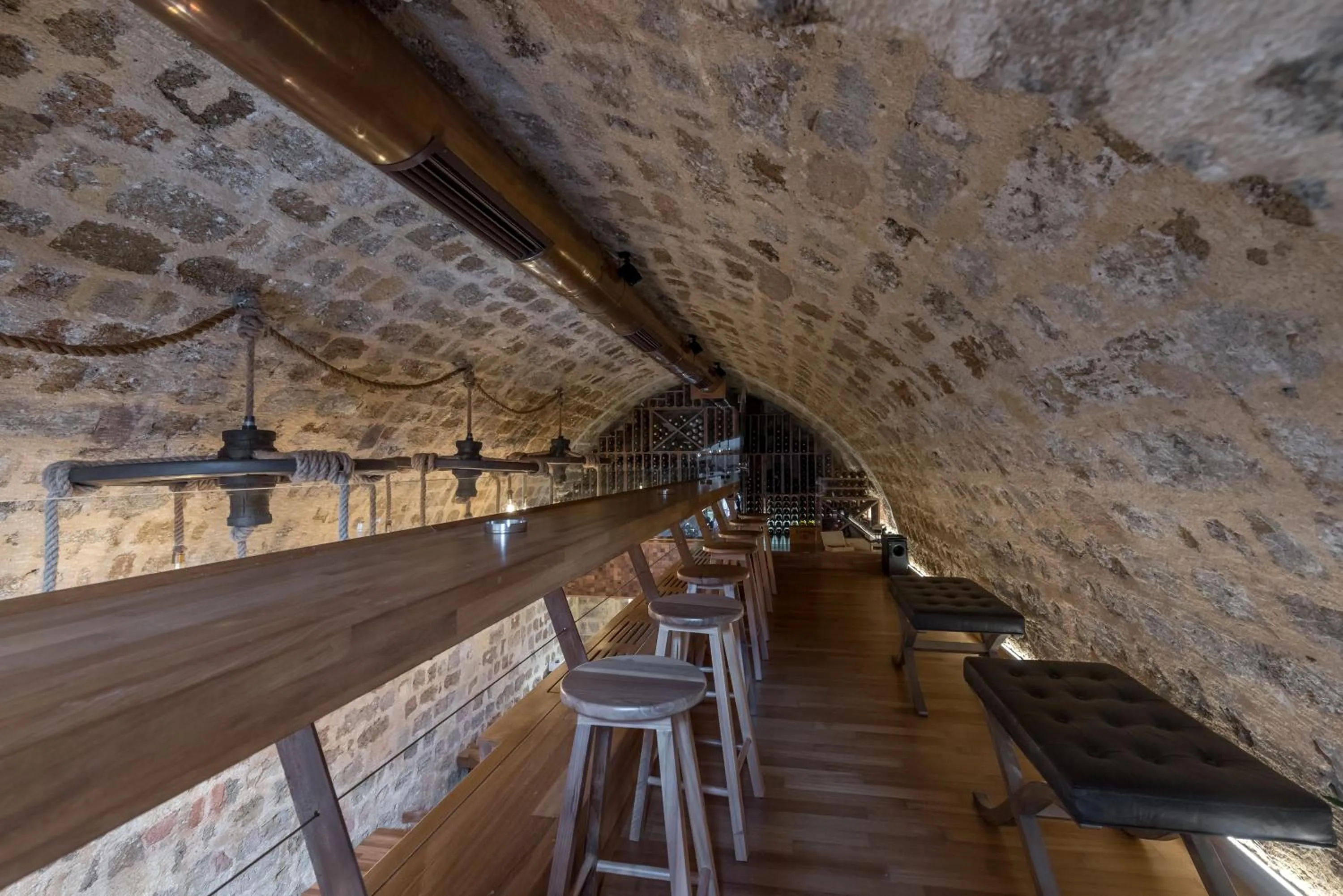 Lounge or bar in 10GR Boutique Hotel & Wine Bar