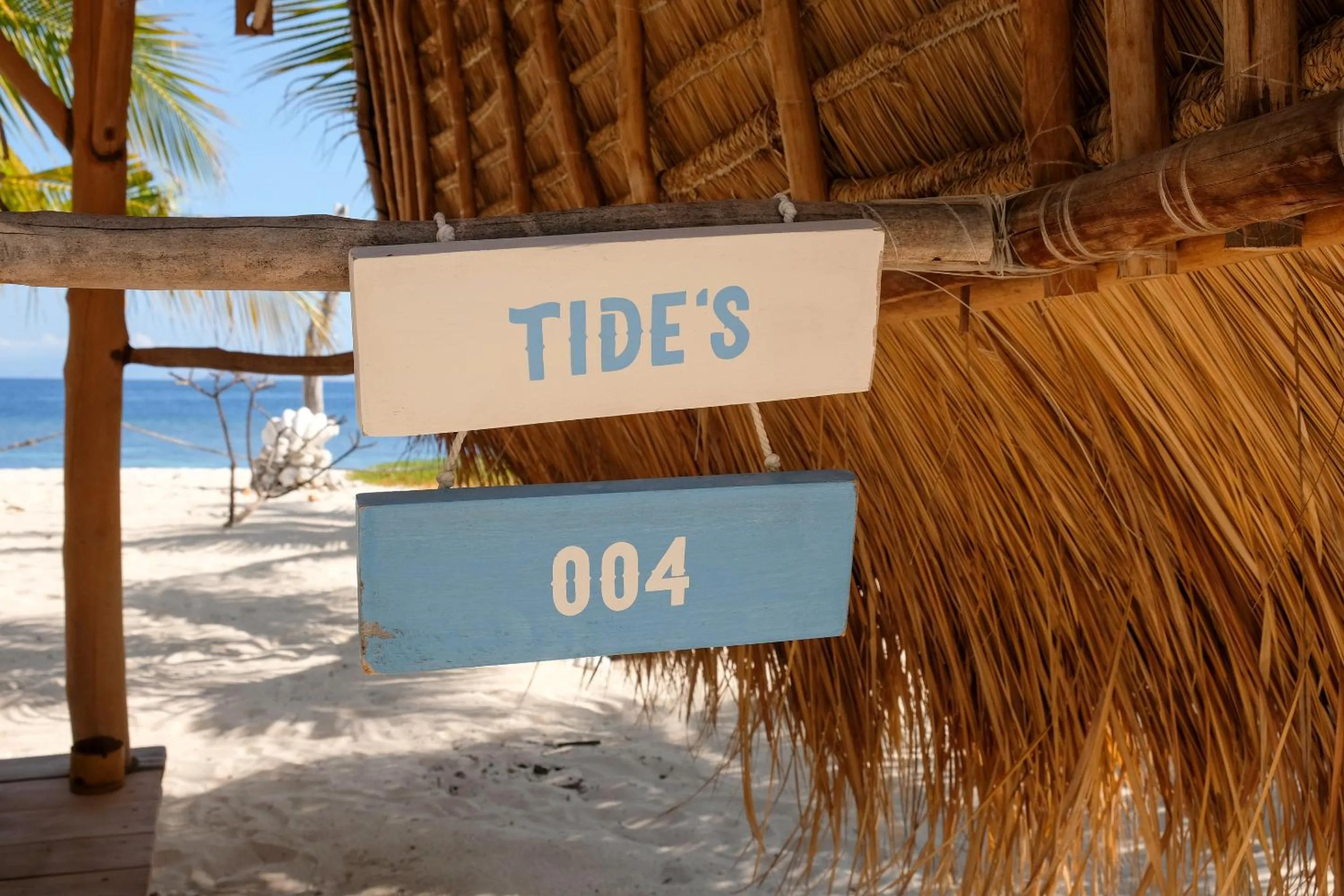 Le Pirate Island - Adults Only