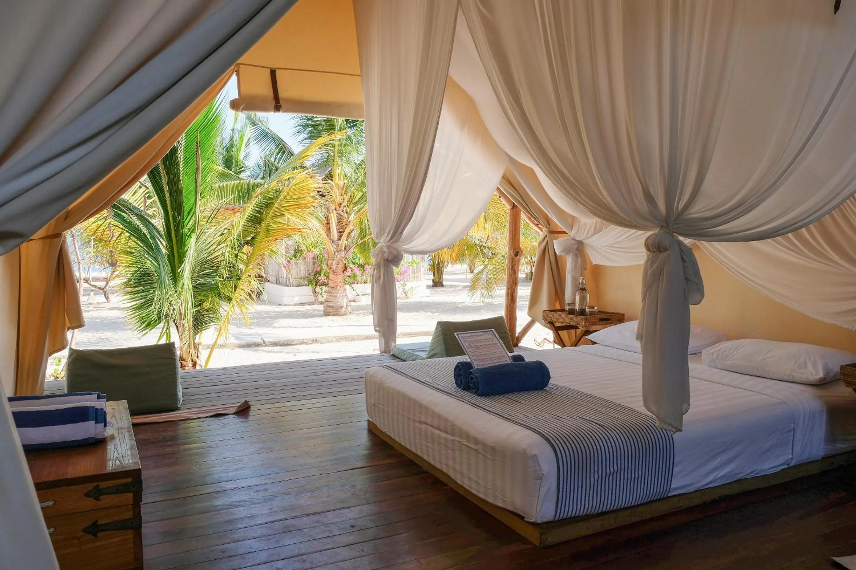 Bed in Le Pirate Island - Adults Only