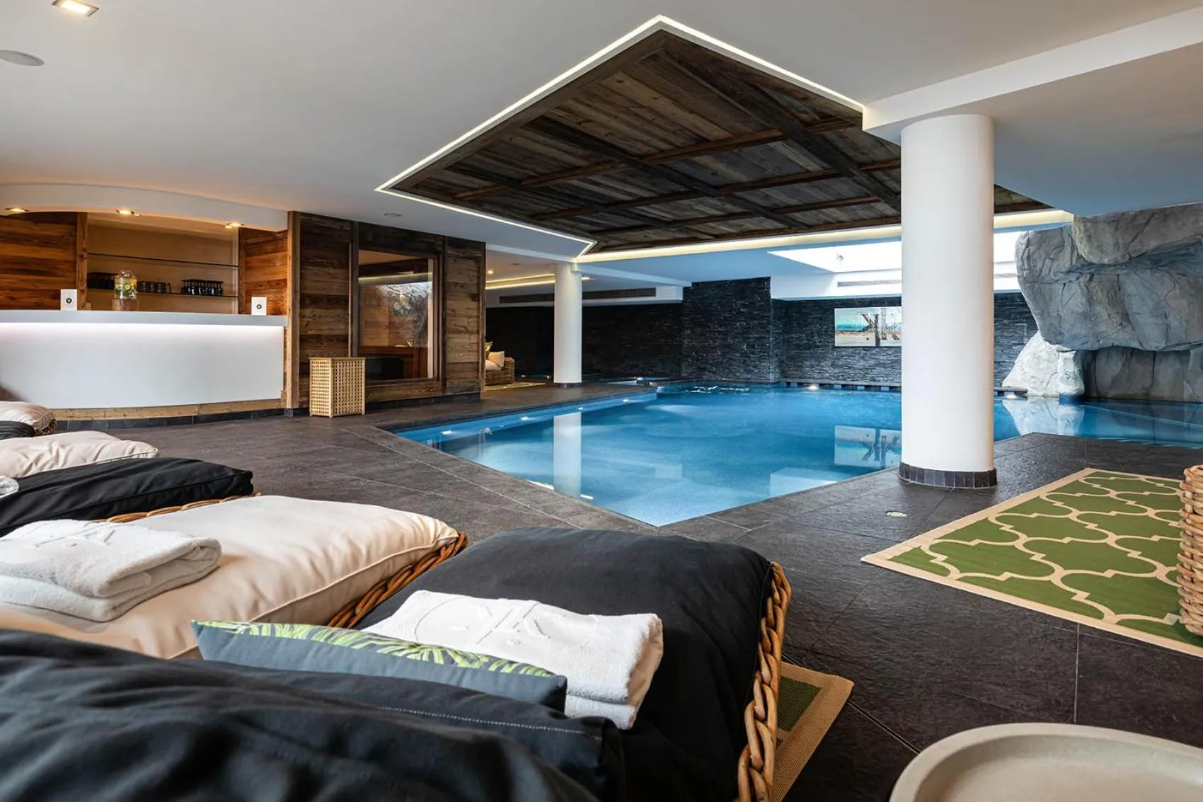 Swimming pool in Le Kaïla