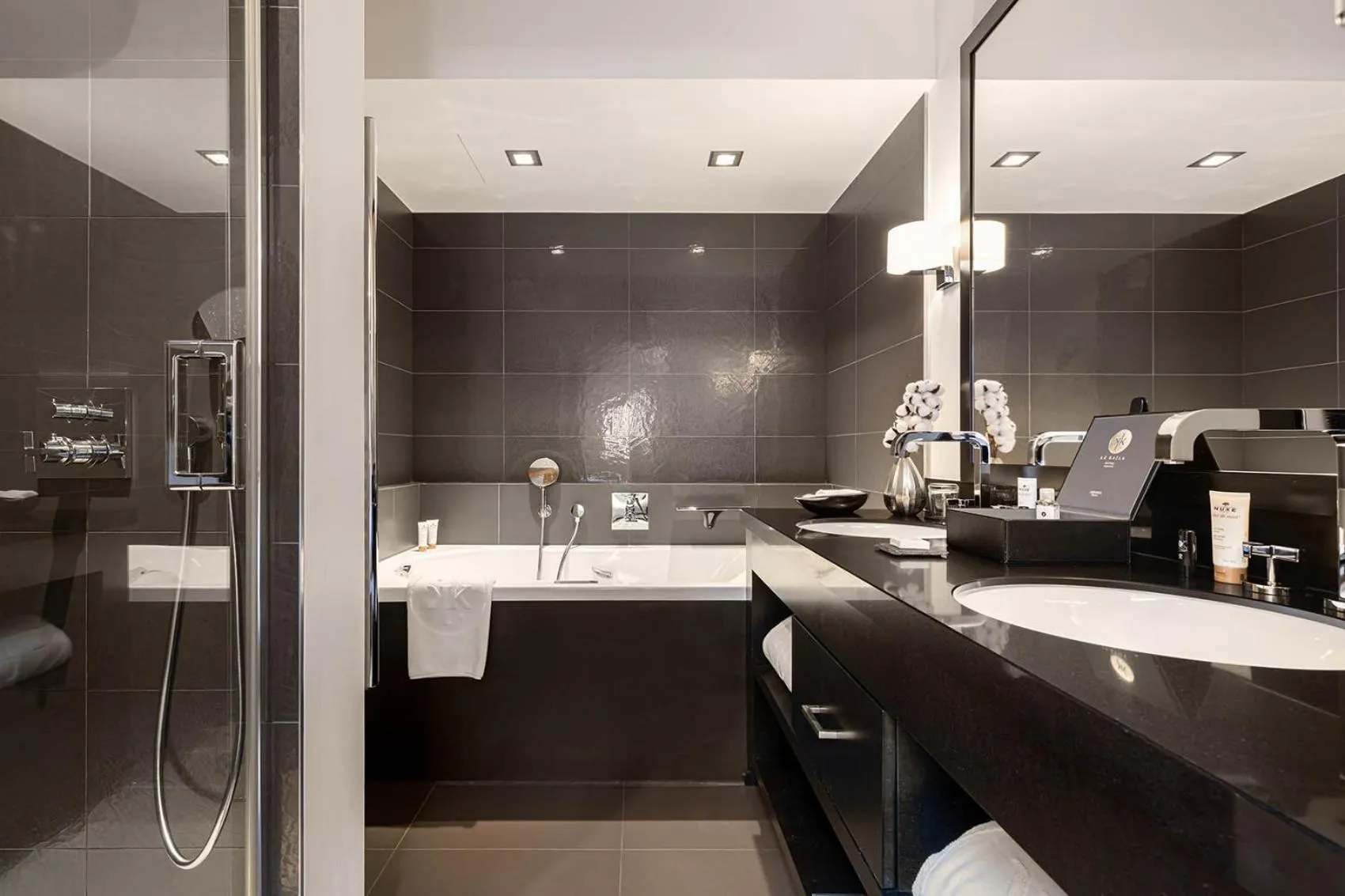 Bathroom in Le Kaïla