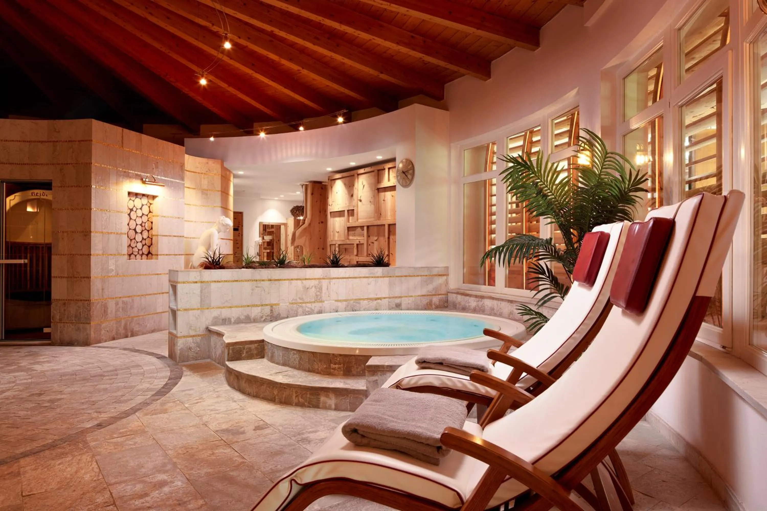 Hot Tub in Engels Park