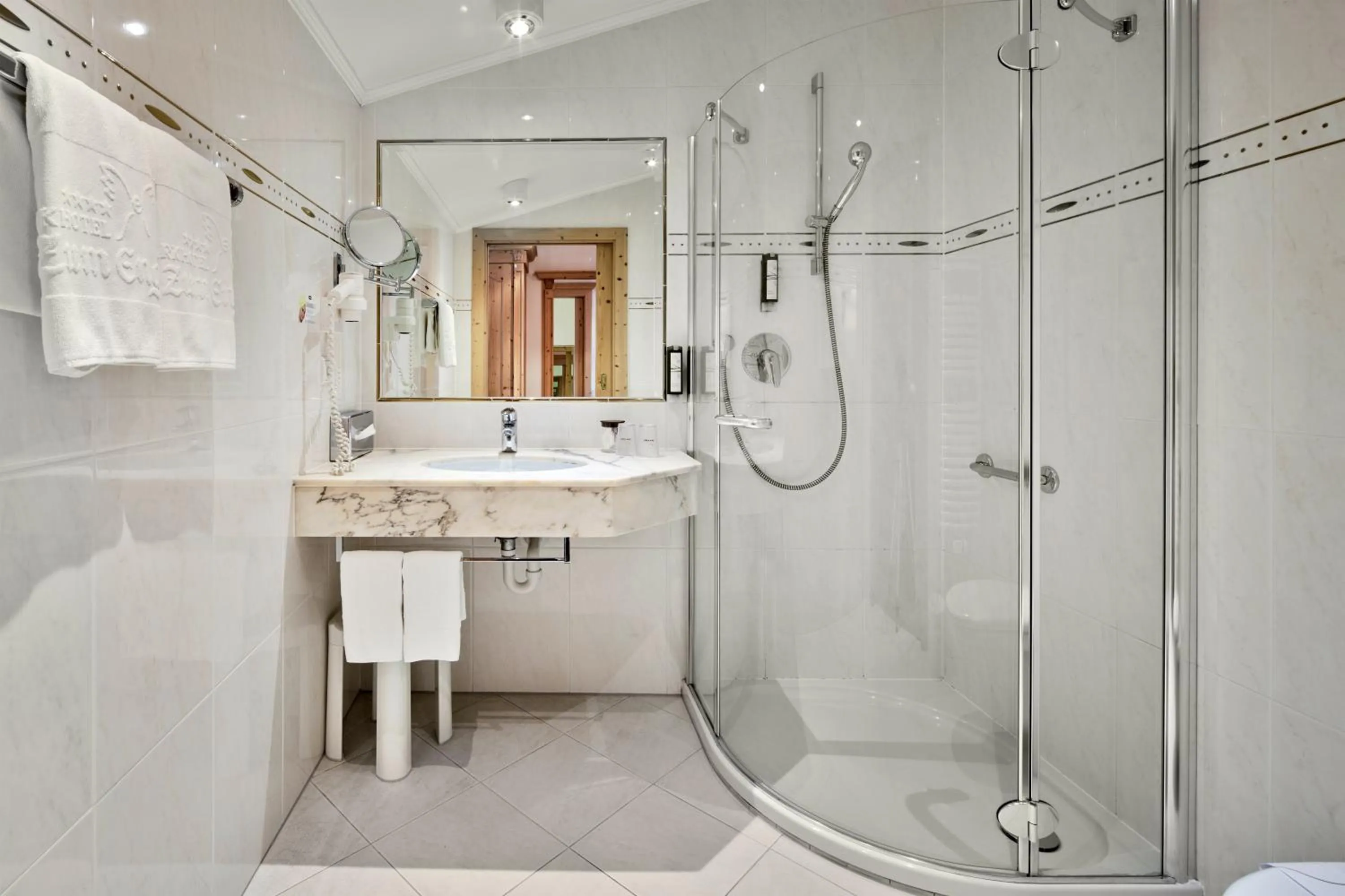 Shower in Engels Park