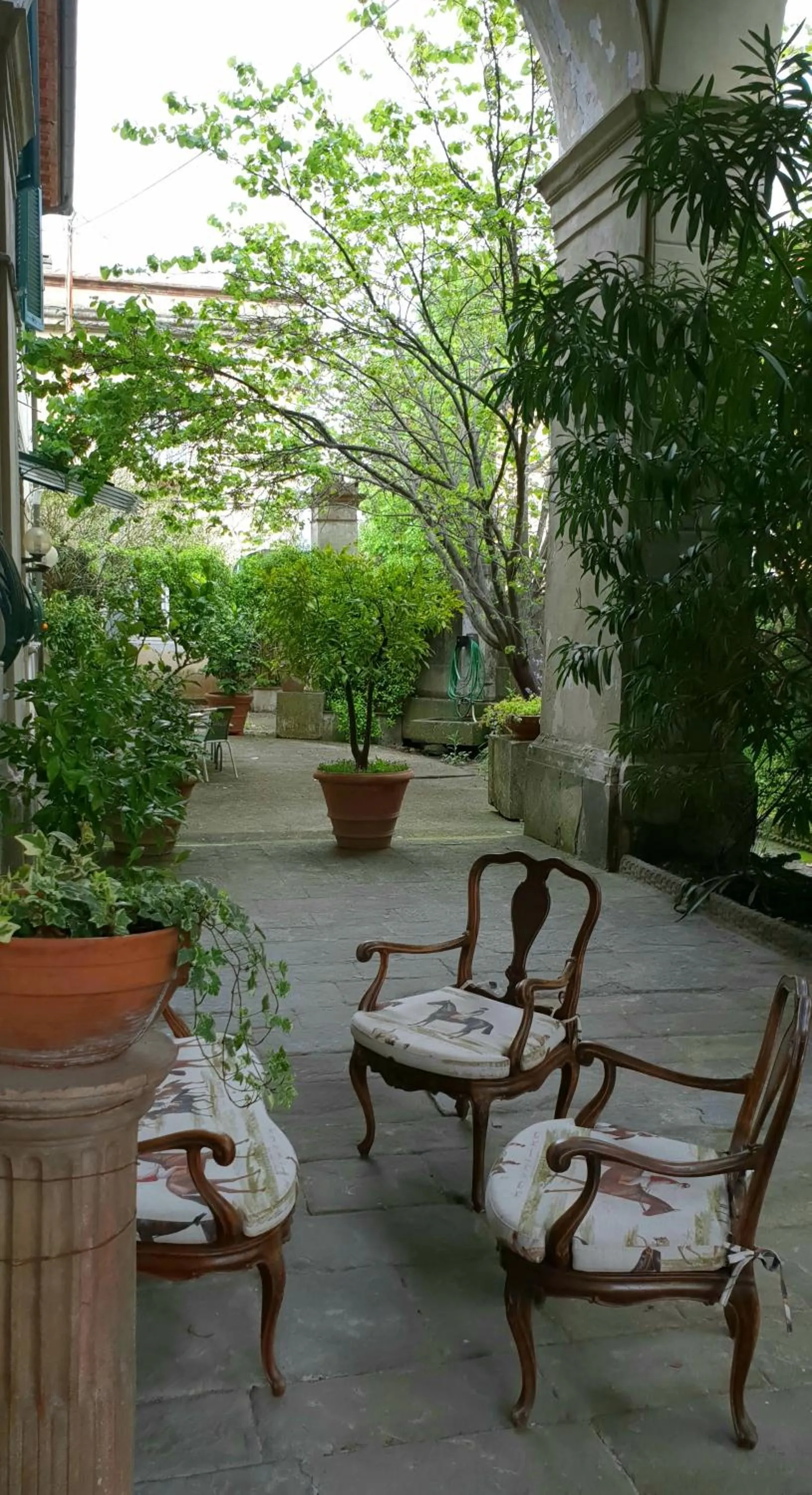 Villa La Dogana B&B di Charme - Historic Villa with a beautiful garden - private parking