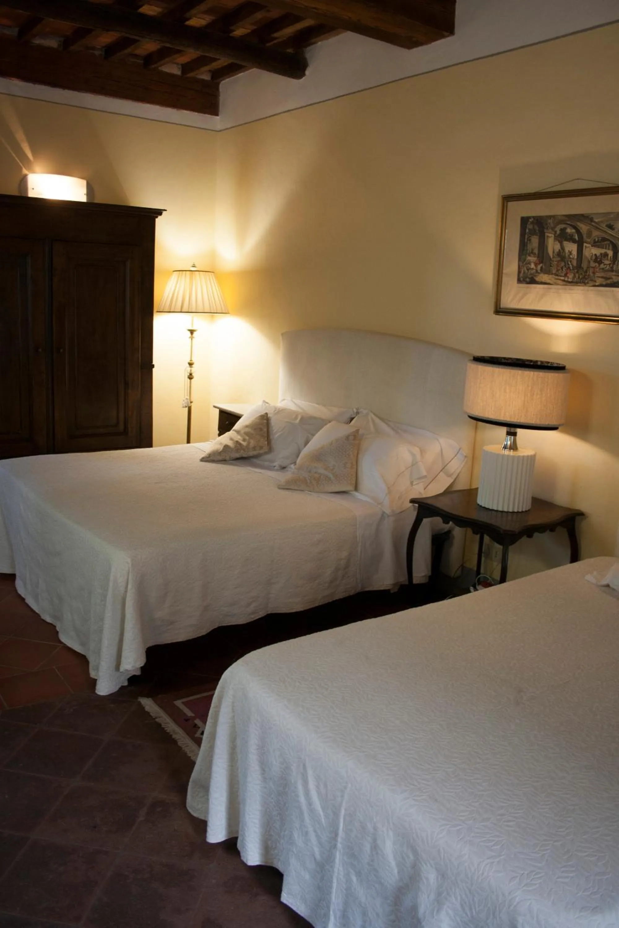 Photo of the whole room, Bed in Villa La Dogana B&B di Charme - Historic Villa with a beautiful garden - private parking