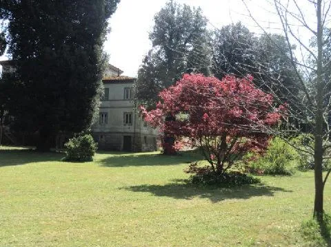 Garden in Villa La Dogana B&B di Charme - Historic Villa with a beautiful garden - private parking