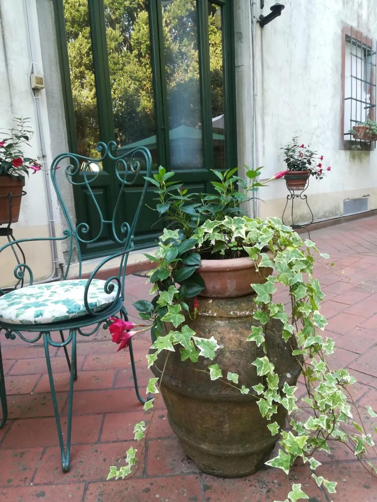 Villa La Dogana B&B di Charme - Historic Villa with a beautiful garden - private parking