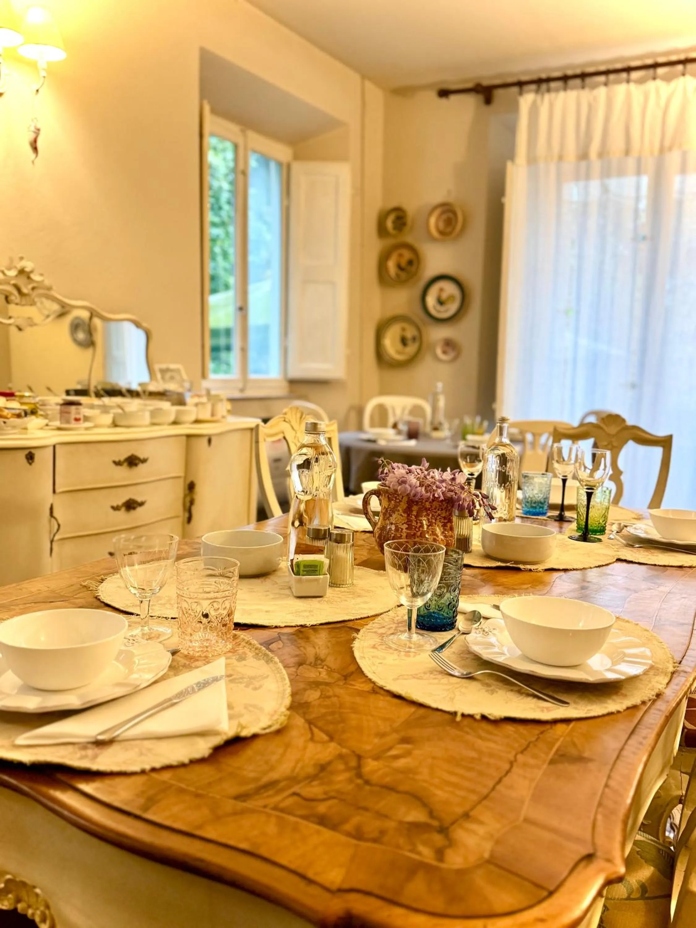 Villa La Dogana B&B di Charme - Historic Villa with a beautiful garden - private parking