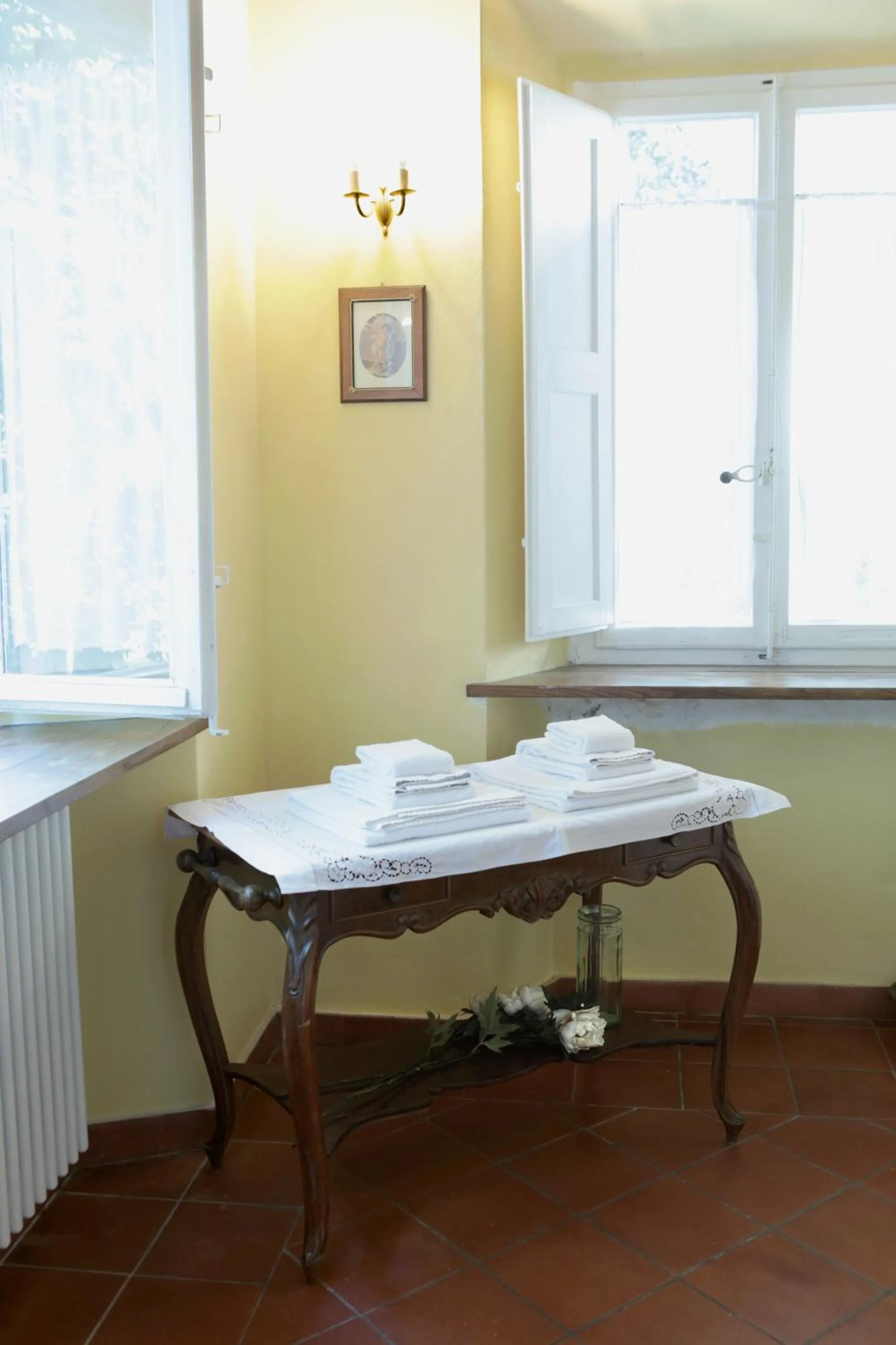Bathroom in Villa La Dogana B&B di Charme - Historic Villa with a beautiful garden - private parking