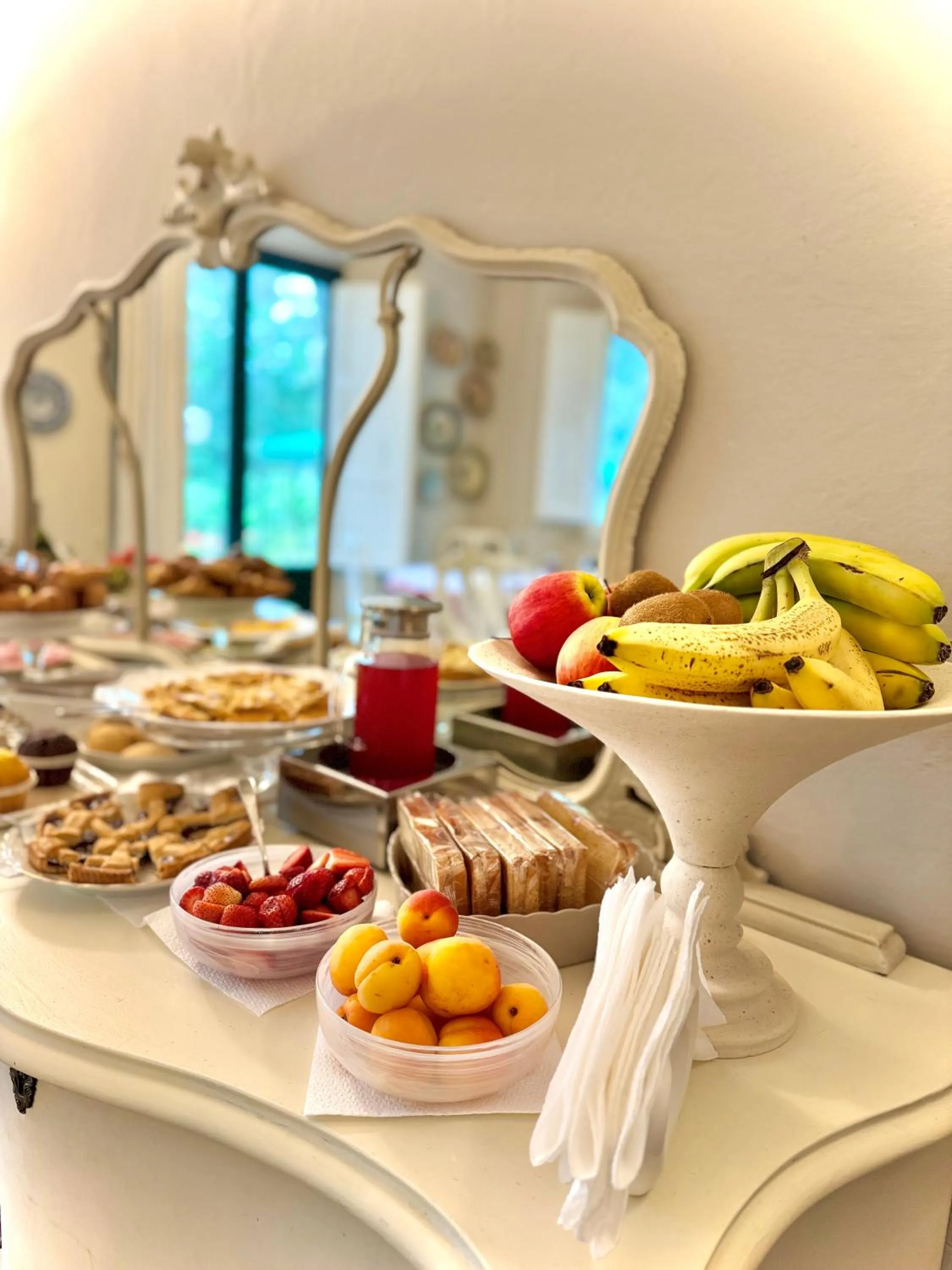 Villa La Dogana B&B di Charme - Historic Villa with a beautiful garden - private parking